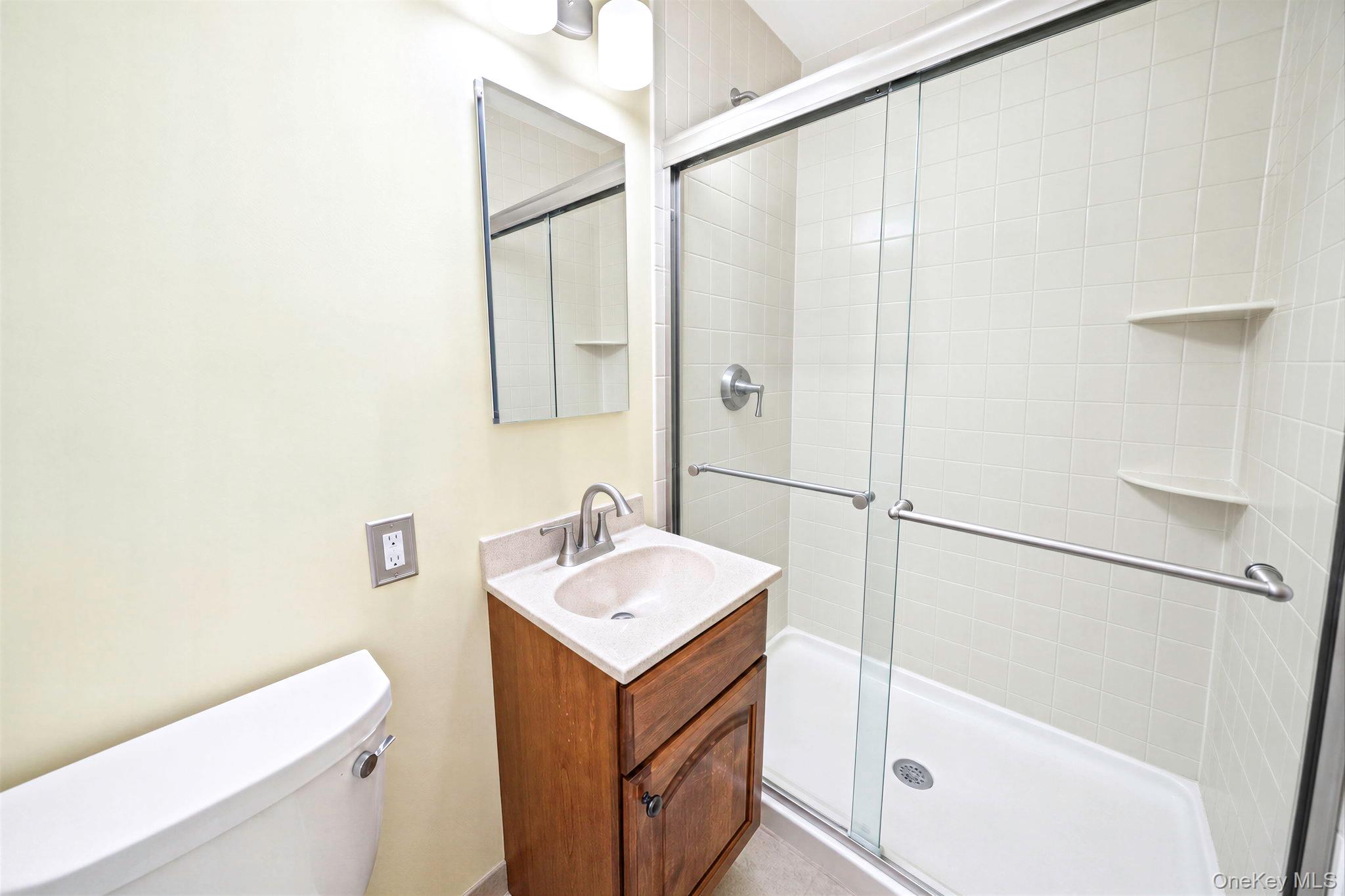 4 Middlesex Place Property Photo 18