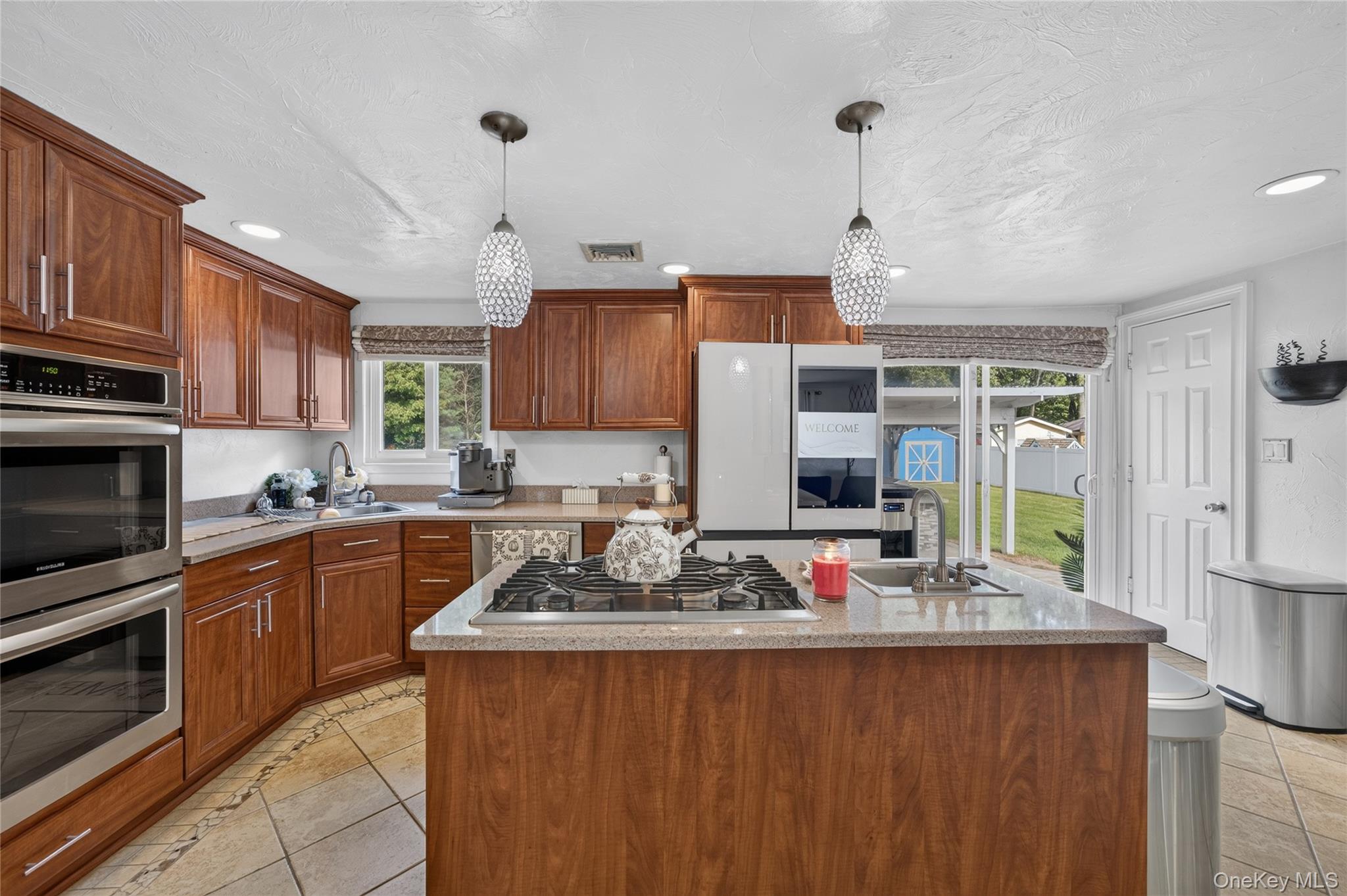 815 Expressway Drive Property Photo 14