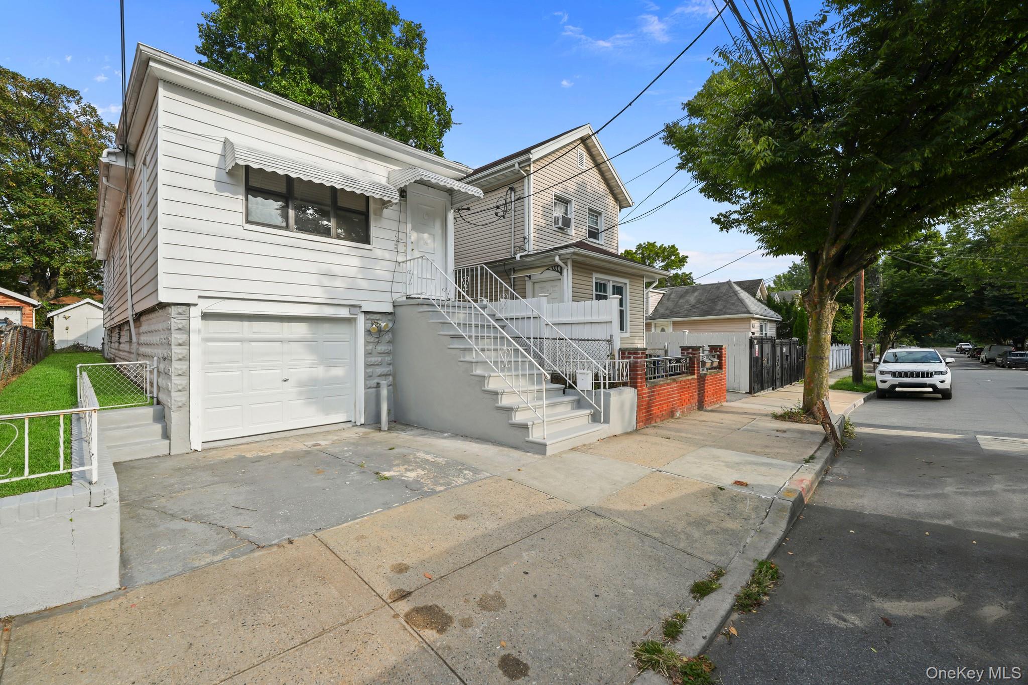 338 Thieriot Avenue Property Photo 12