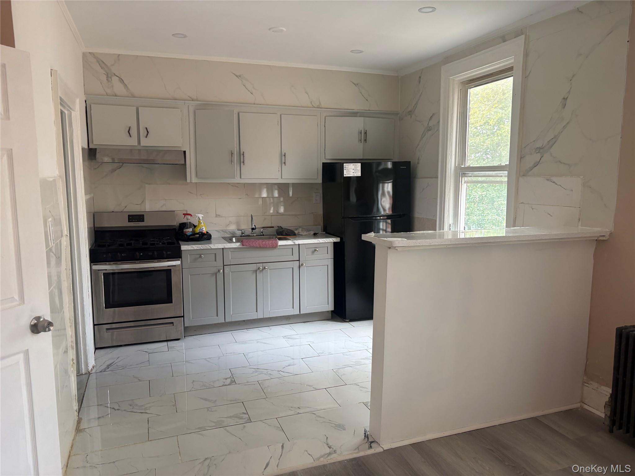 10144 106th Street Property Photo 5
