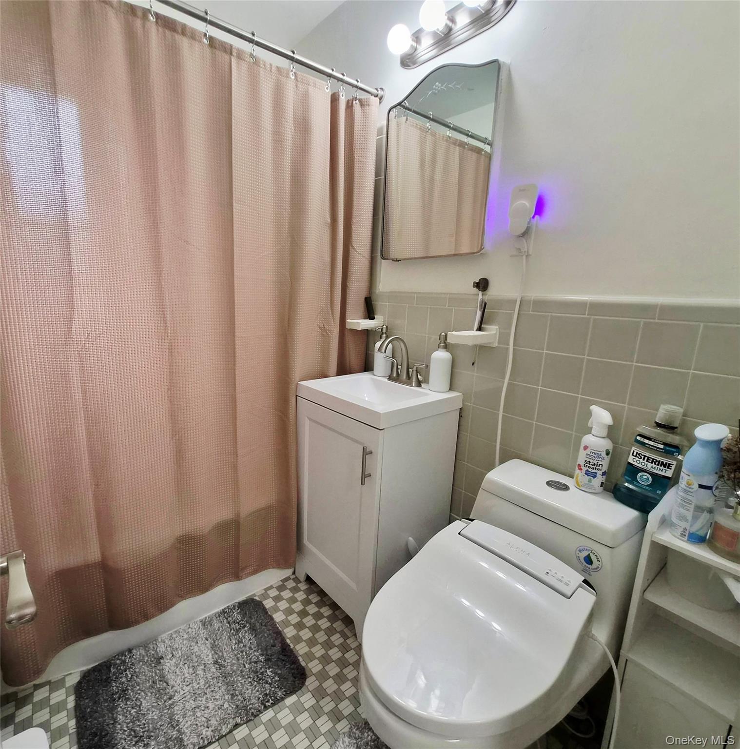 227-08 Hillside Avenue Upper Property Photo 31