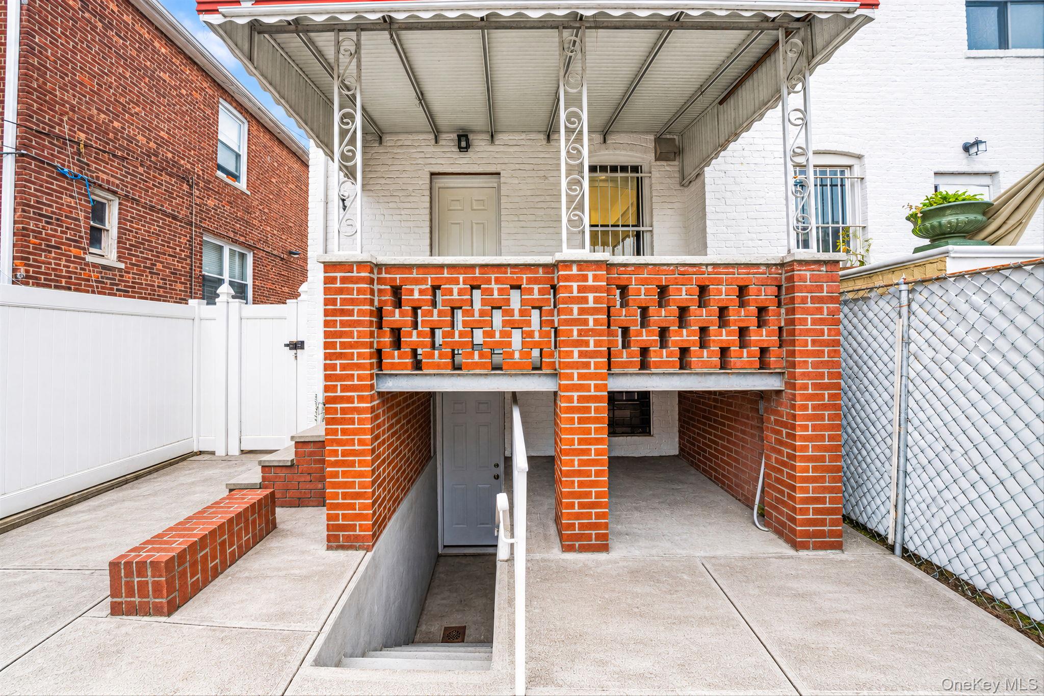 53 E 59th Street Property Photo 17