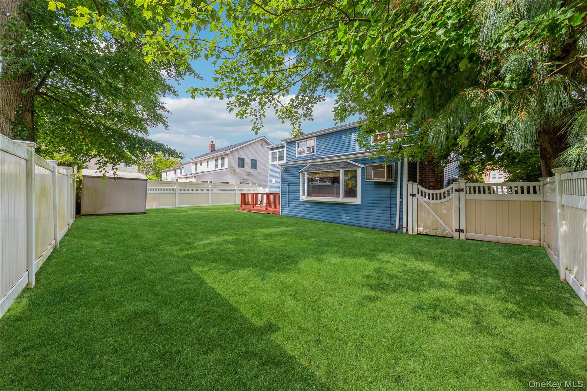 1423 Sturl Avenue Property Photo 7