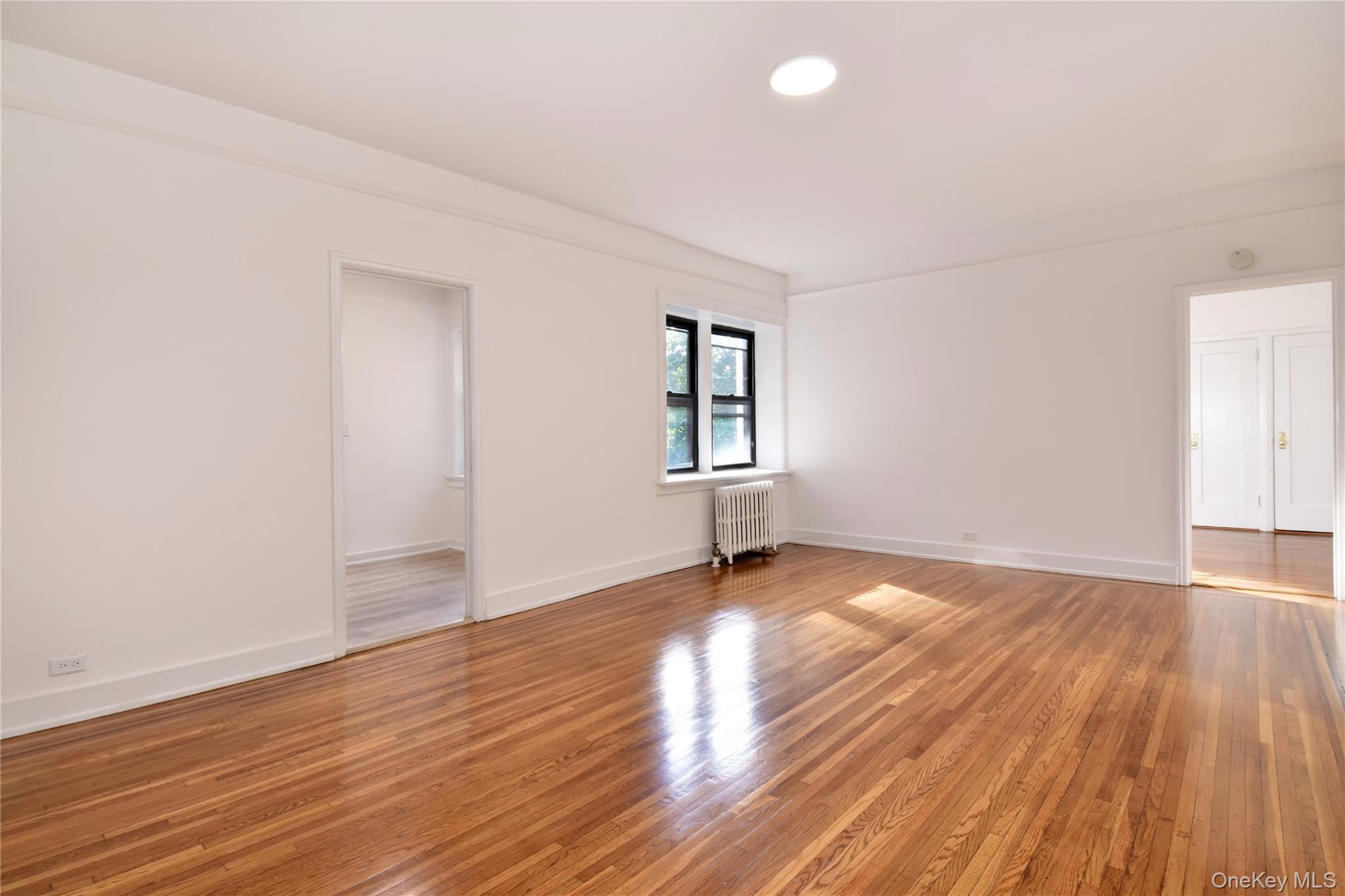 590 E 3rd Street 4c Property Photo 10