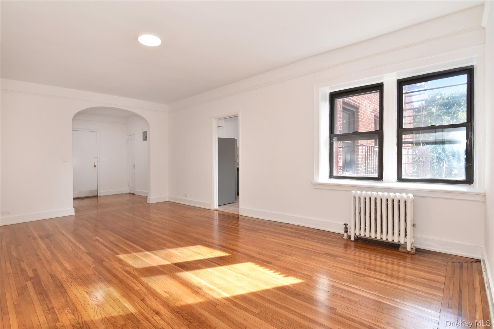 590 E 3rd Street 4c Property Photo 11
