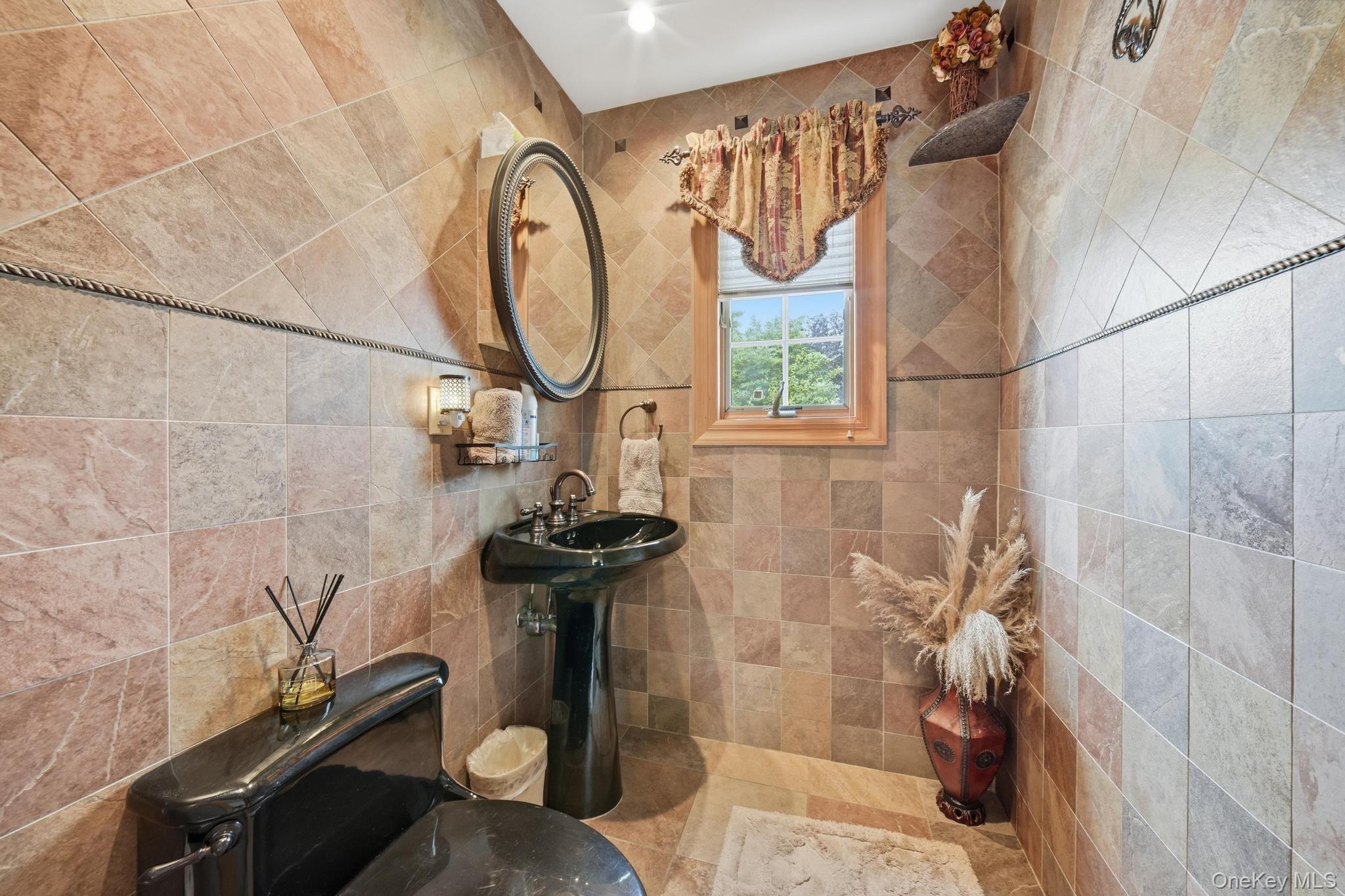 458 Wilson Street Property Photo 16