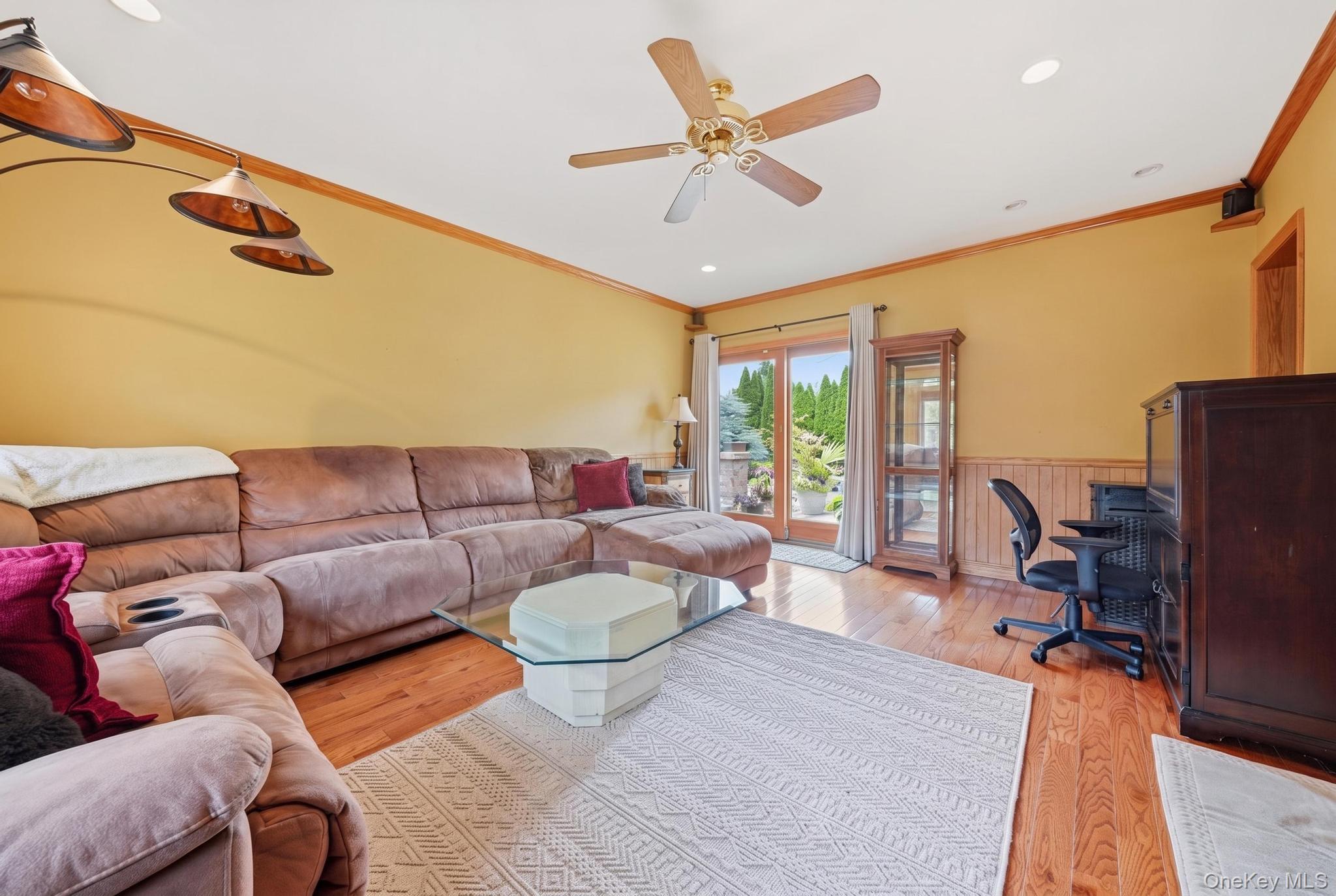 458 Wilson Street Property Photo 18