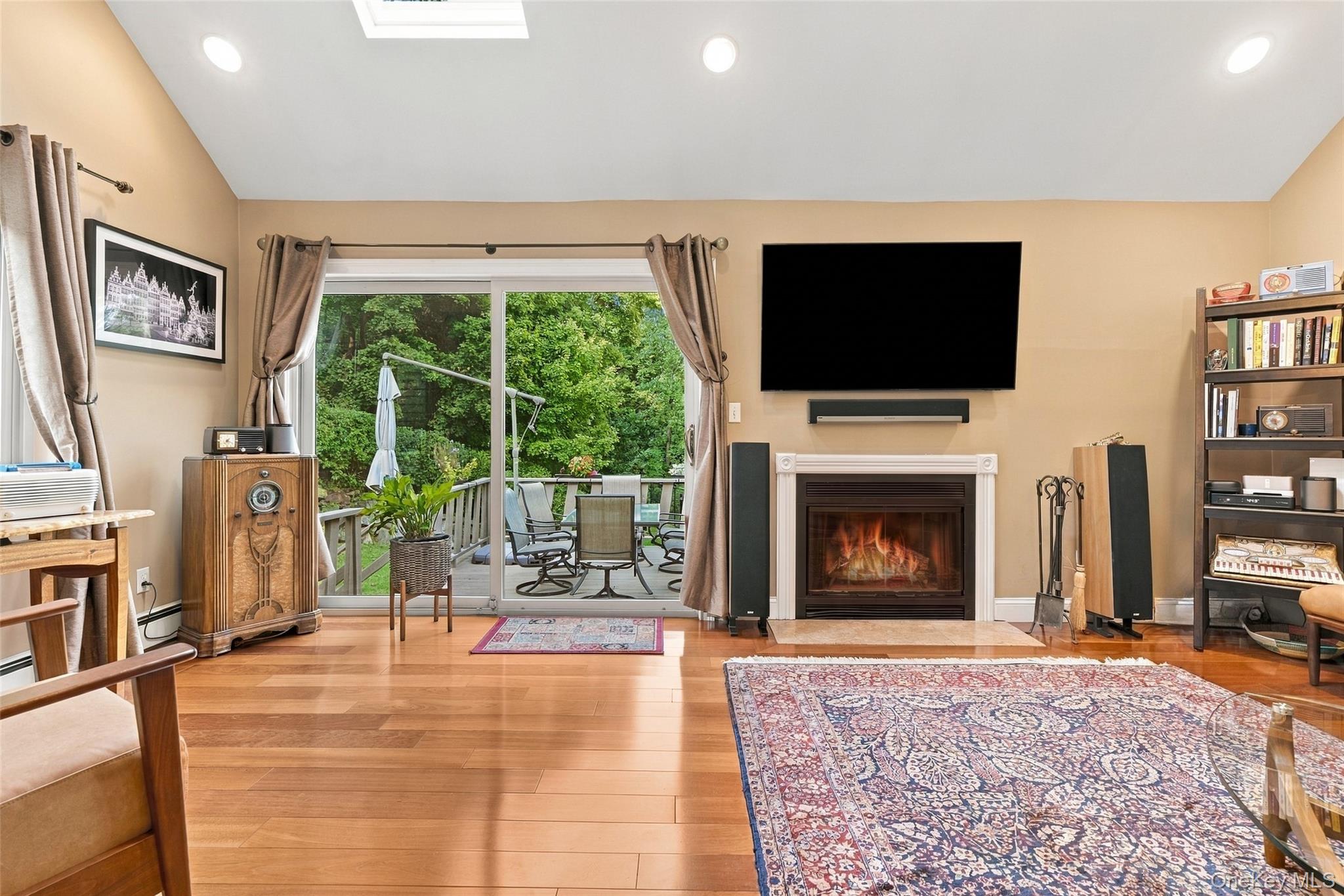 601 Hunters Run Property Photo 14
