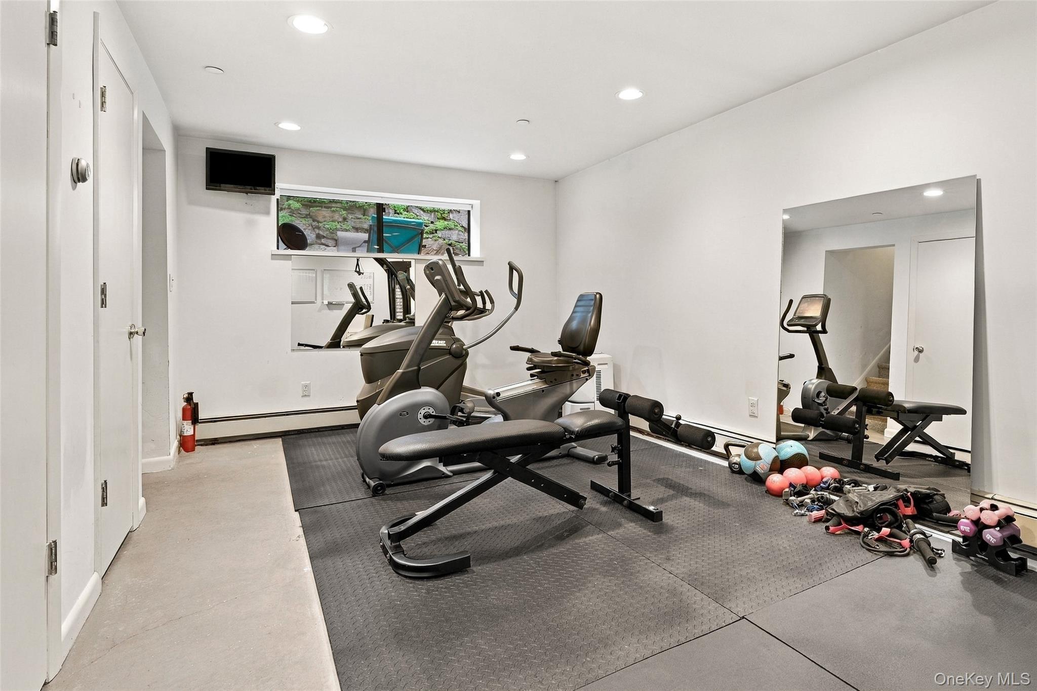 601 Hunters Run Property Photo 35