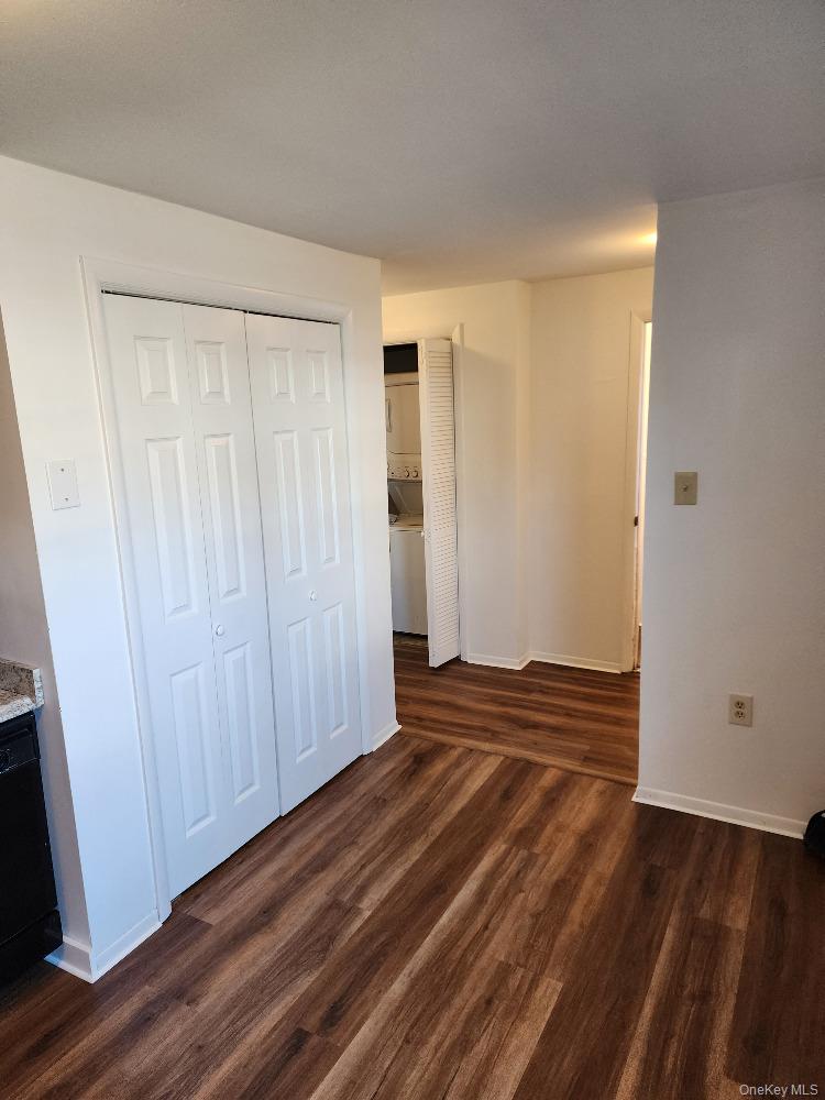 16 Harbor Hill Court Property Photo 7