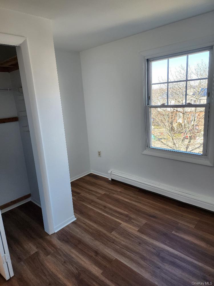16 Harbor Hill Court Property Photo 13