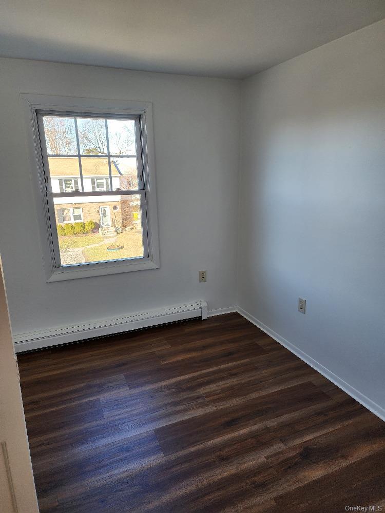16 Harbor Hill Court Property Photo 15