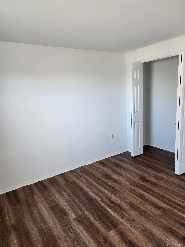16 Harbor Hill Court Property Photo 18