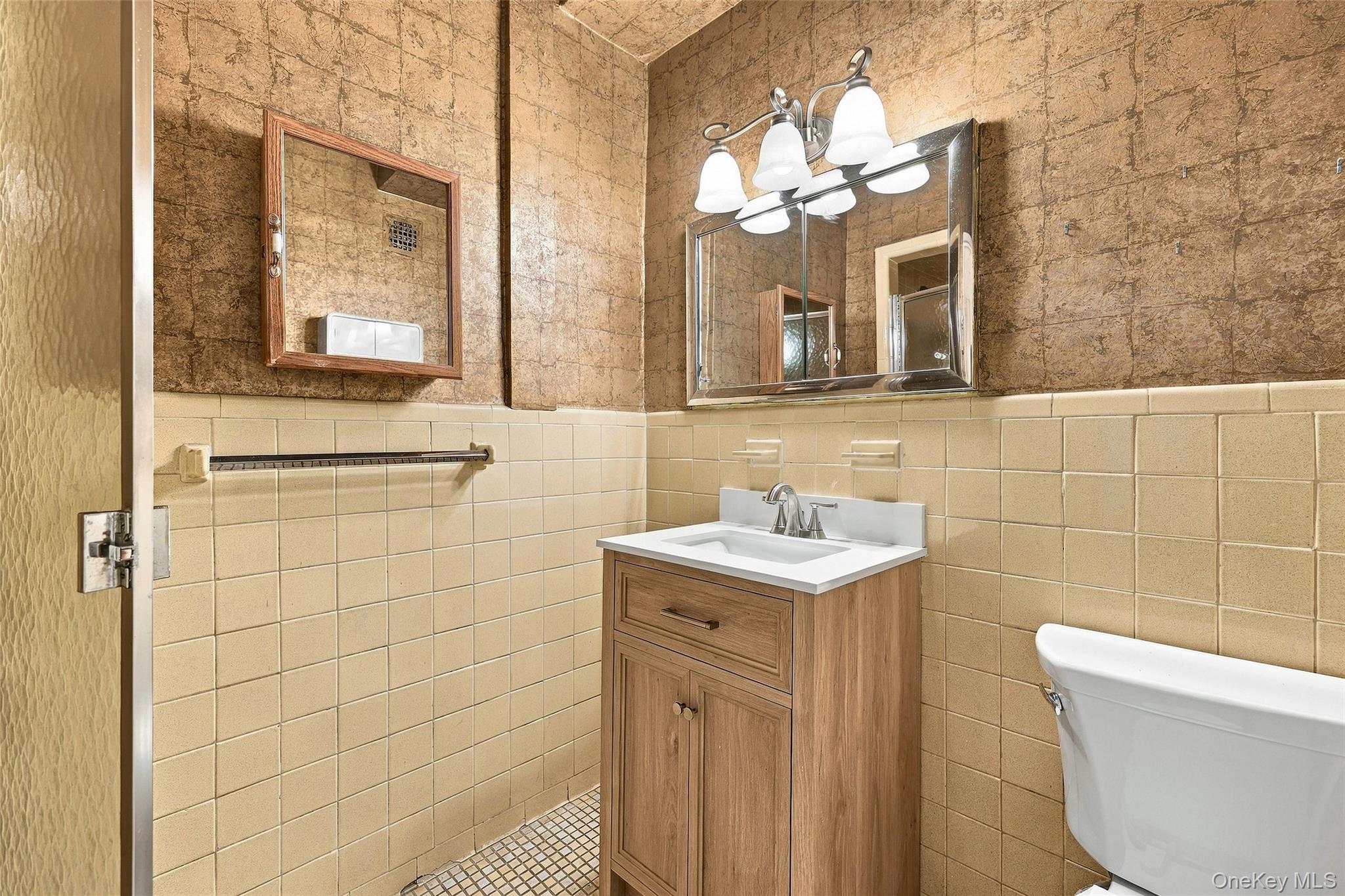 1015 Old Post Road 2k Property Photo 12