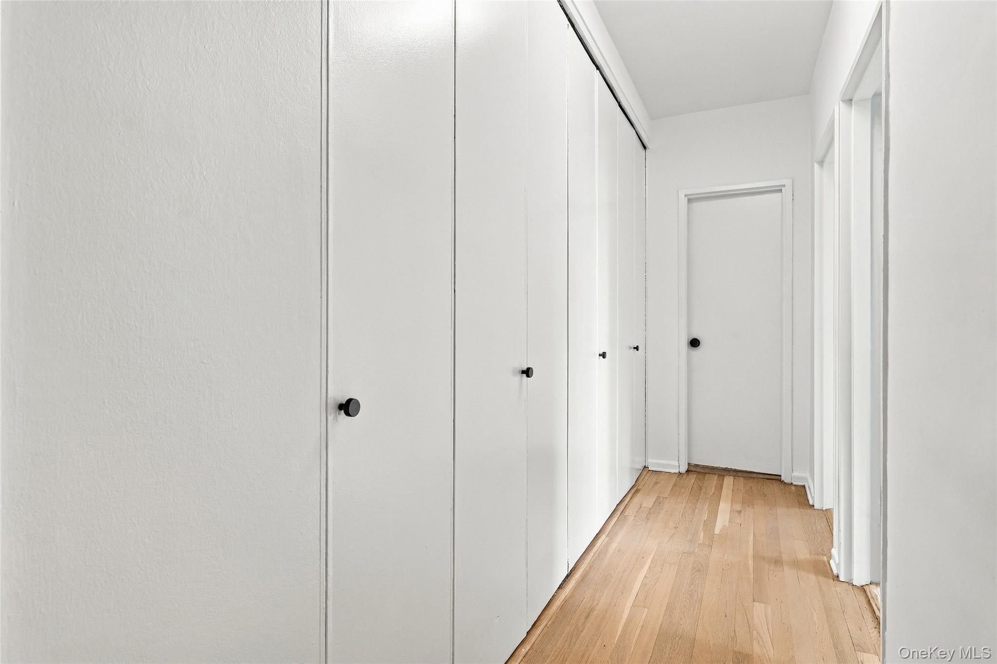 1015 Old Post Road 2k Property Photo 18