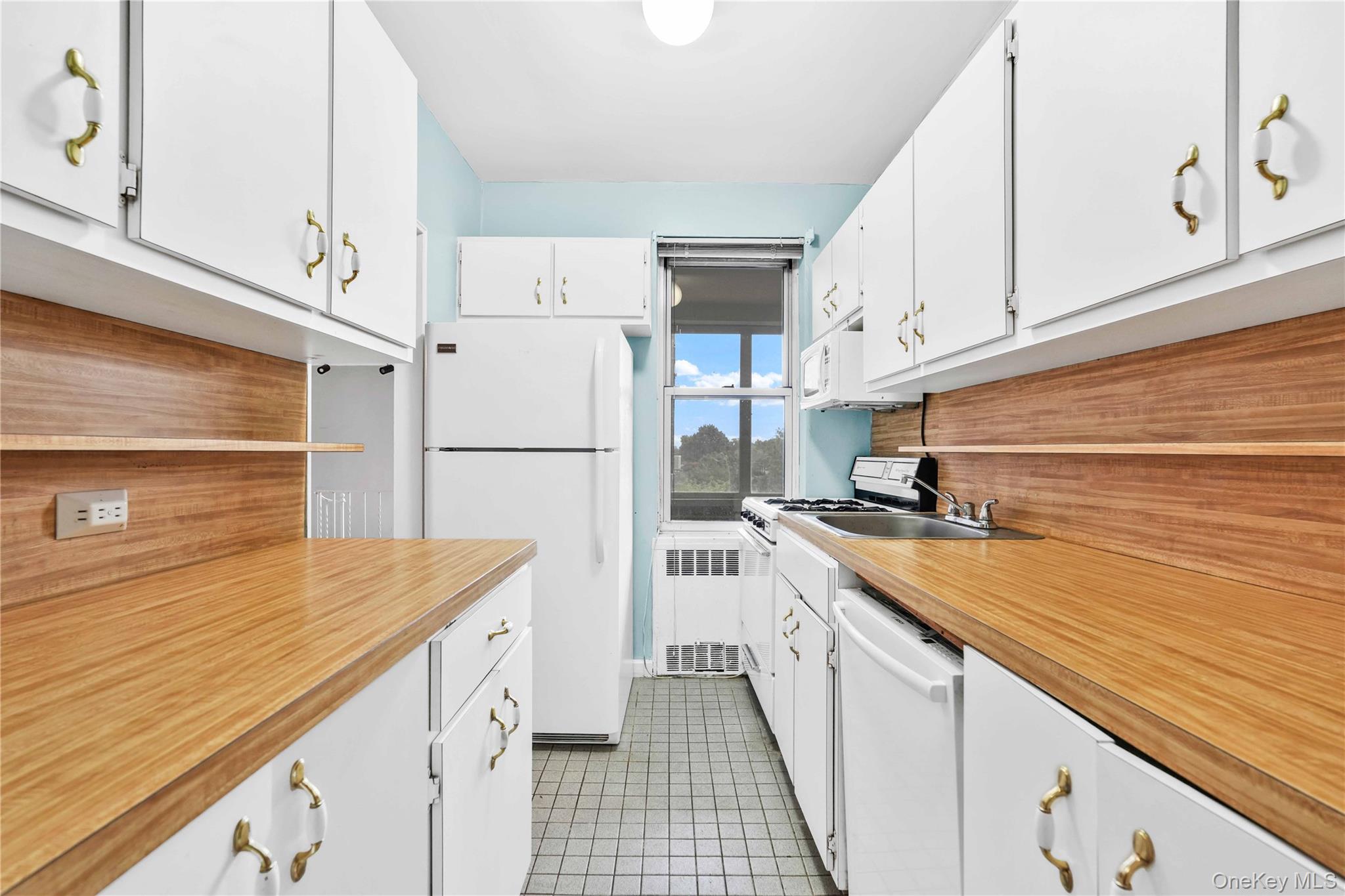 67-38 108th Street B52 Property Photo 11