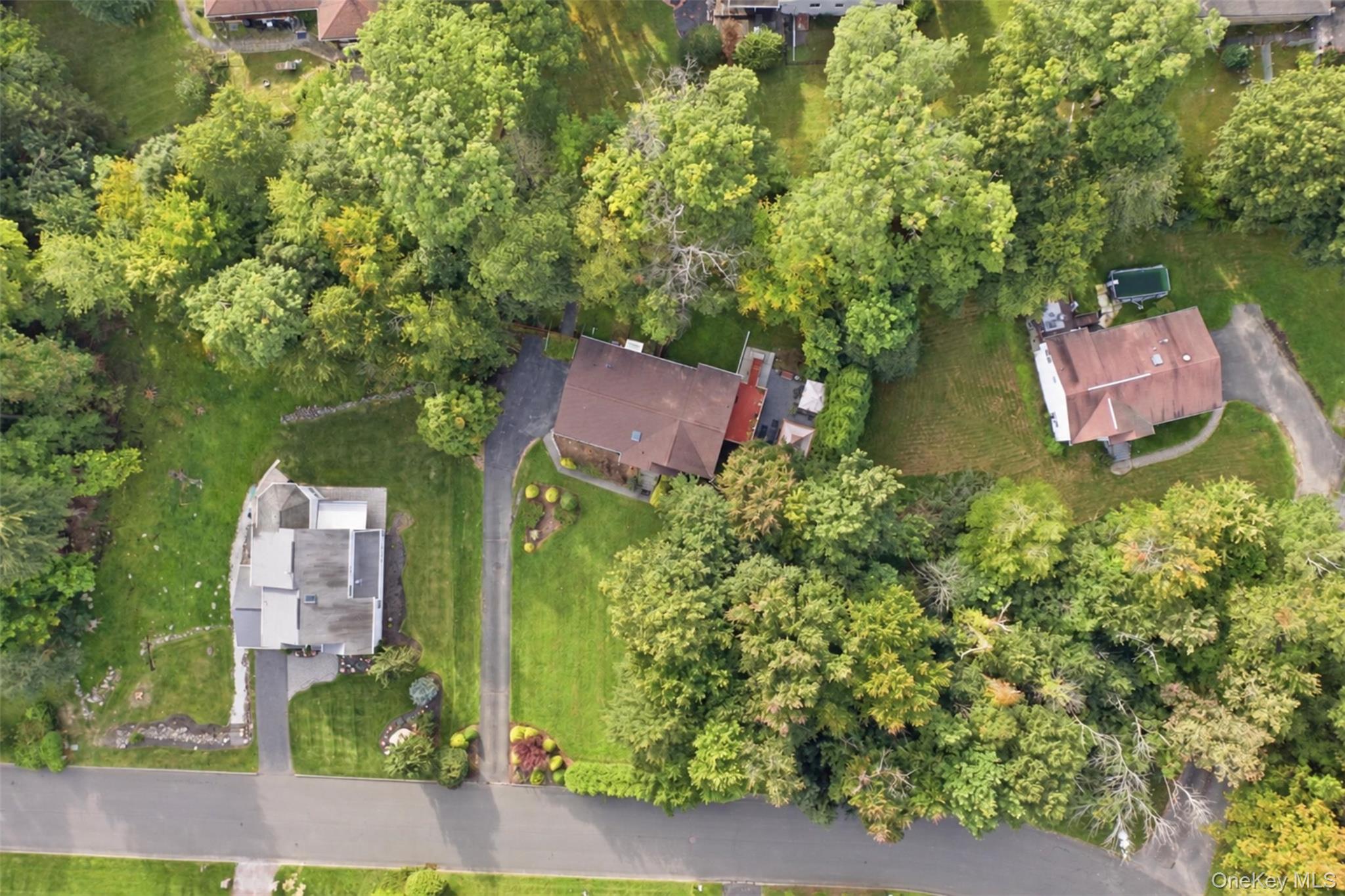 15 Aron Court Property Photo 38