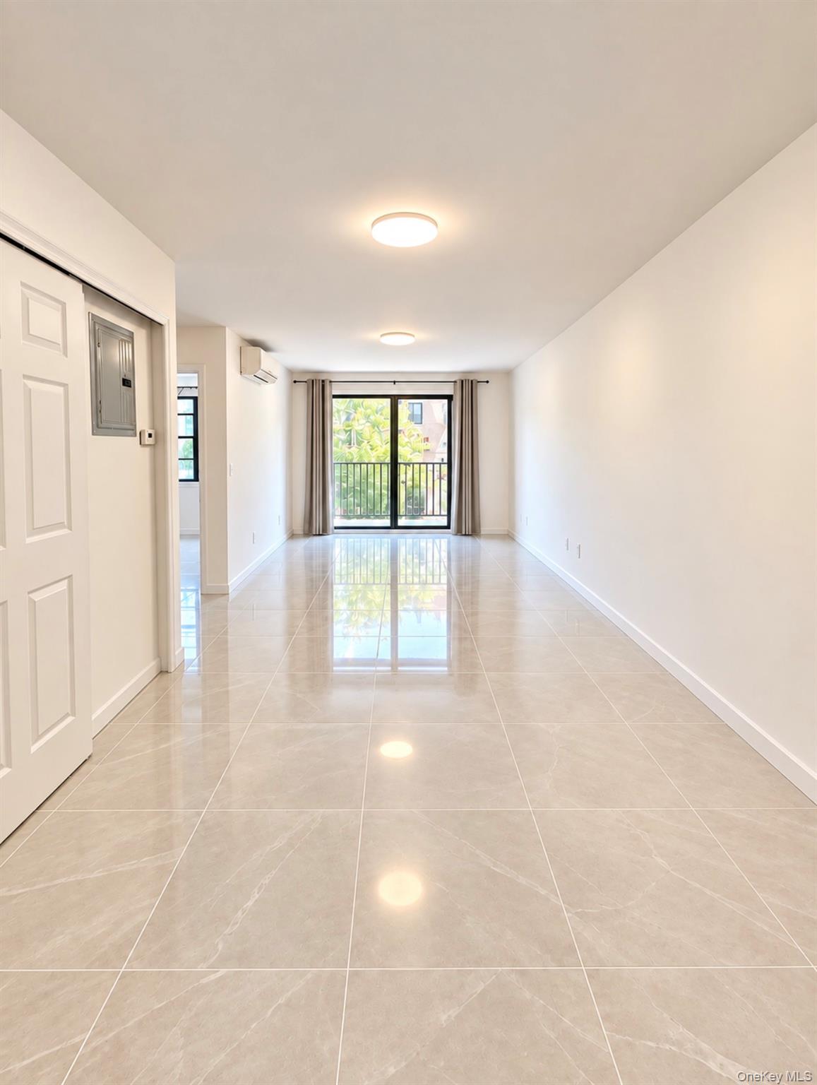 13216 Maple Avenue Property Photo 4