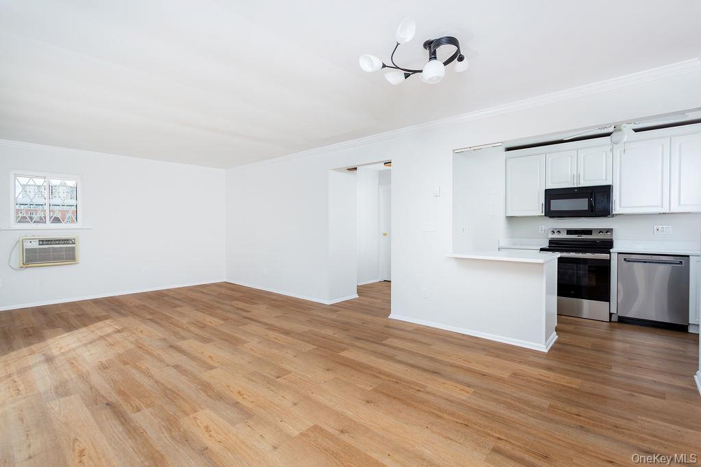 54 Hope Street Unit T Property Photo 2