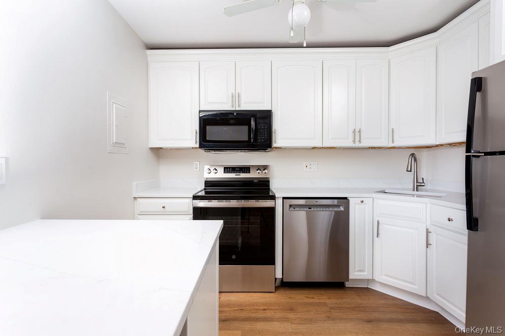 54 Hope Street Unit T Property Photo 5