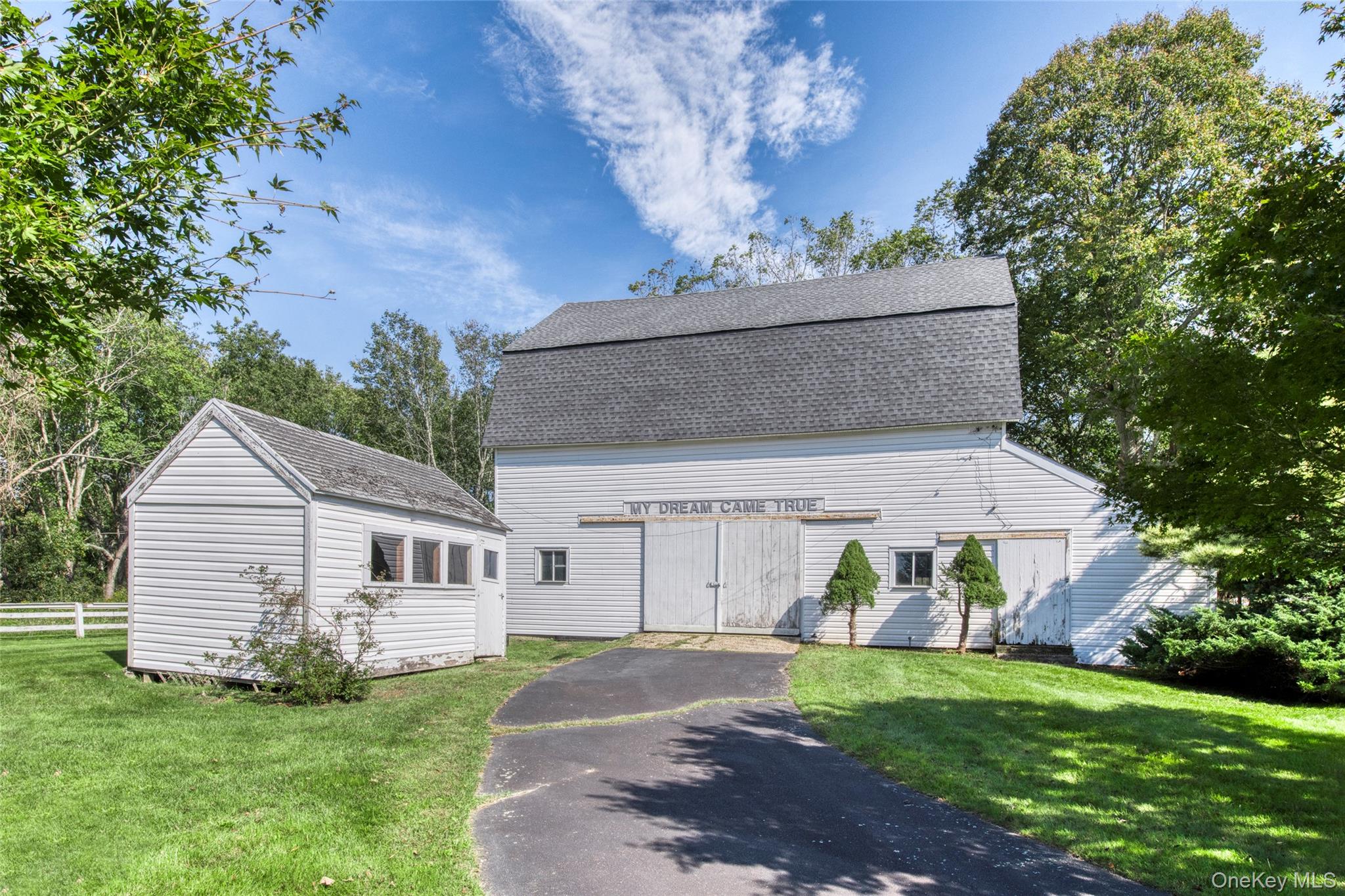 2220 Akerly Pond Lane Property Photo 4