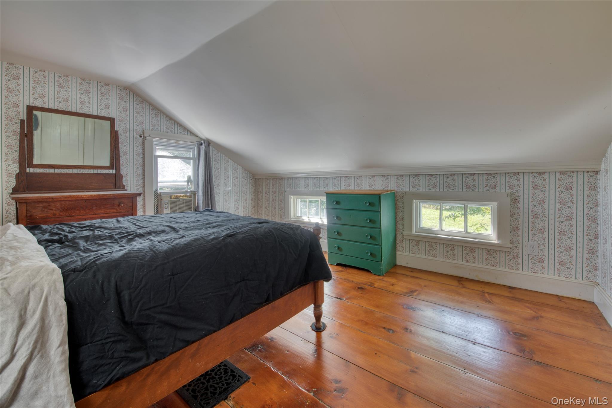 2220 Akerly Pond Lane Property Photo 9