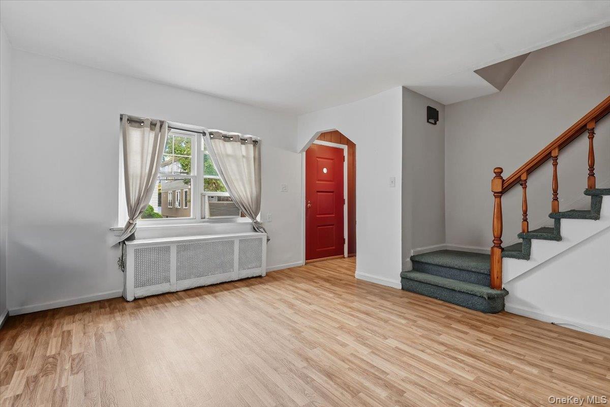 1647 Radcliff Avenue Property Photo 3