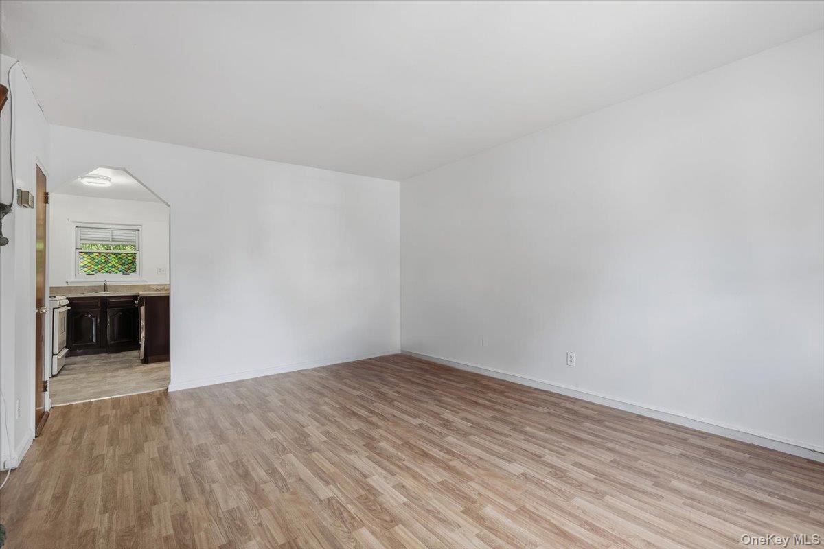 1647 Radcliff Avenue Property Photo 5
