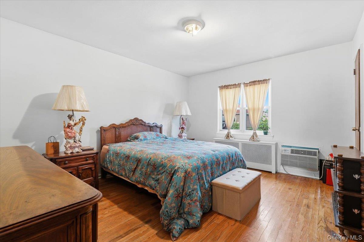 1647 Radcliff Avenue Property Photo 11
