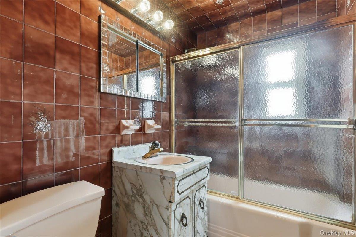 1647 Radcliff Avenue Property Photo 13