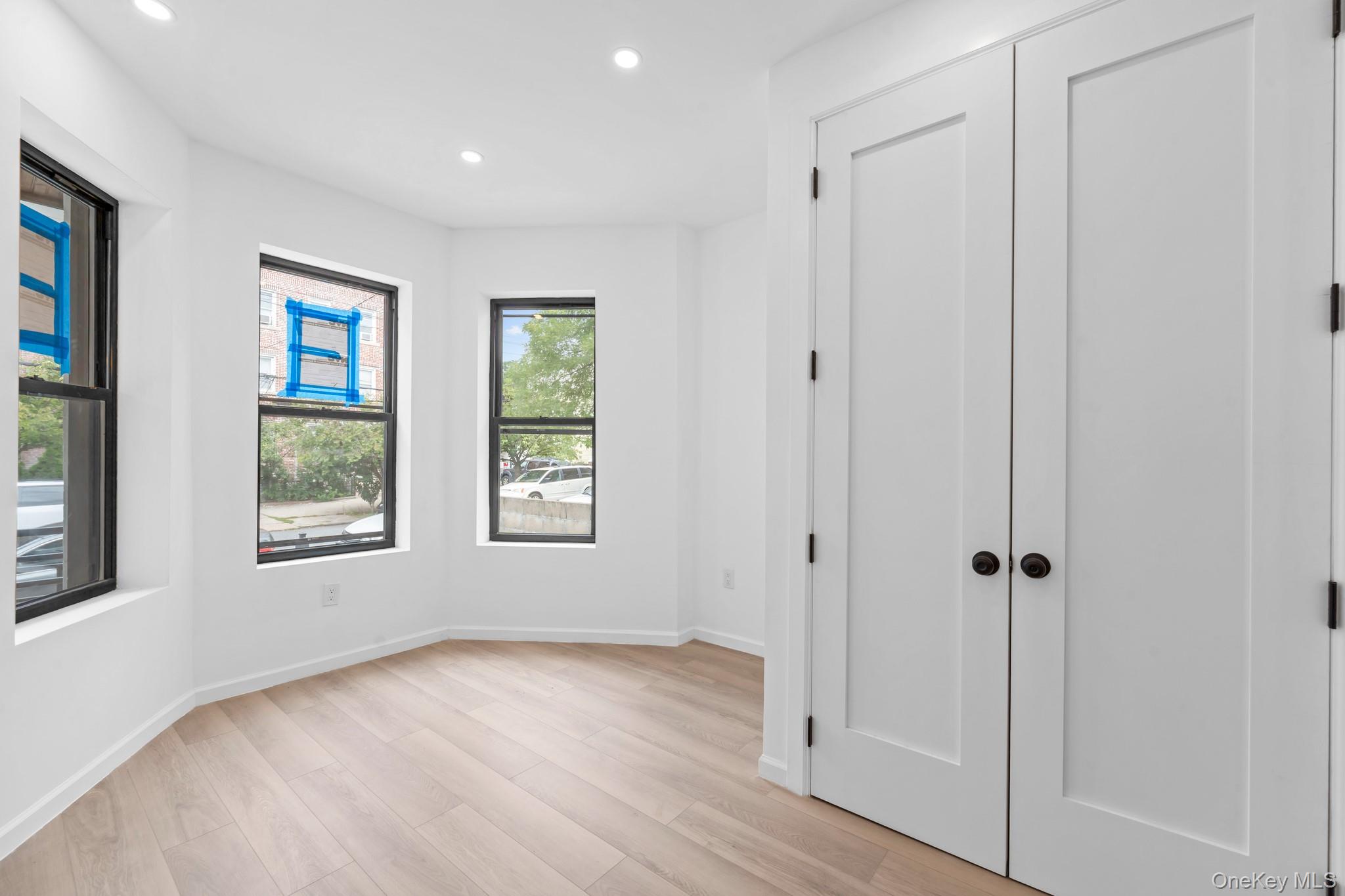 35 Euclid Avenue Property Photo 11