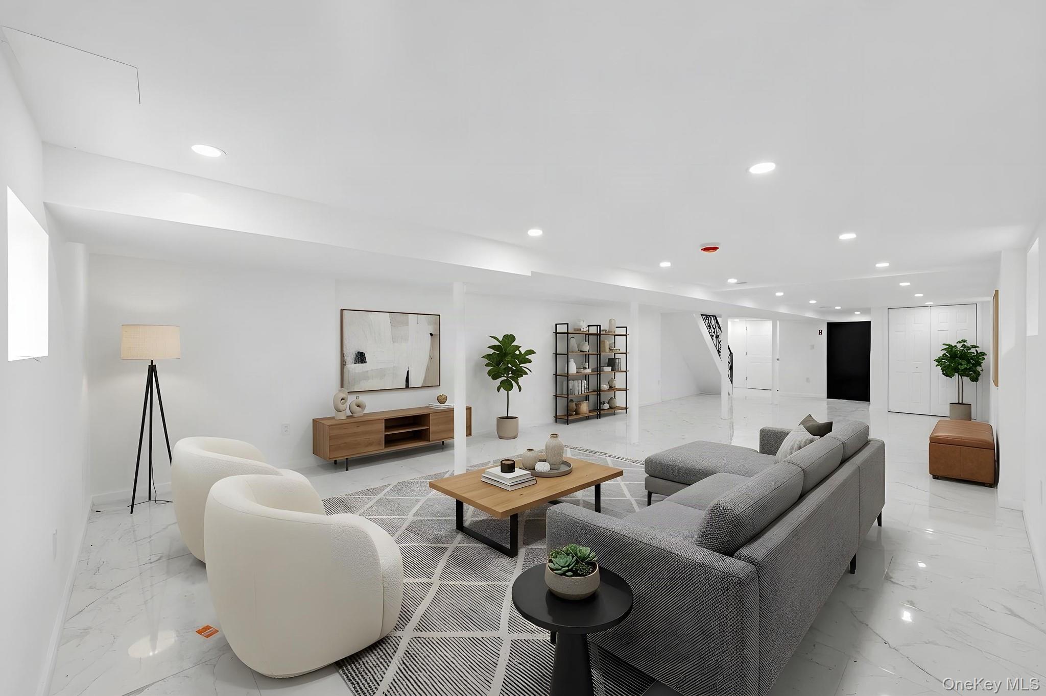 35 Euclid Avenue Property Photo 12