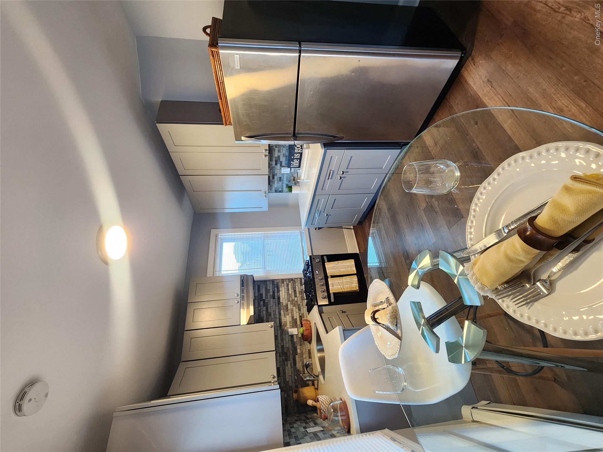 157 Cleveland Avenue B Property Photo 3