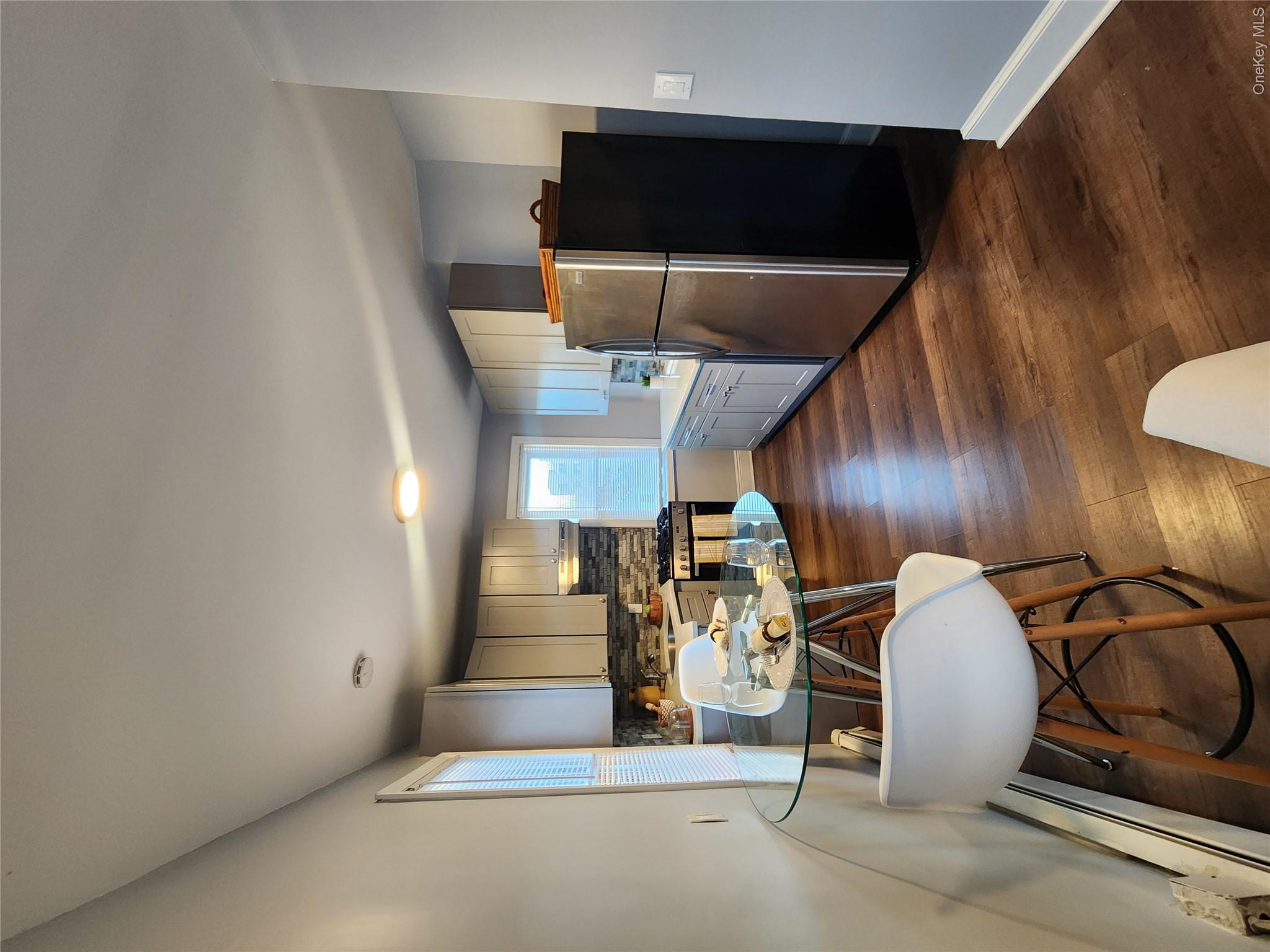 157 Cleveland Avenue B Property Photo 4