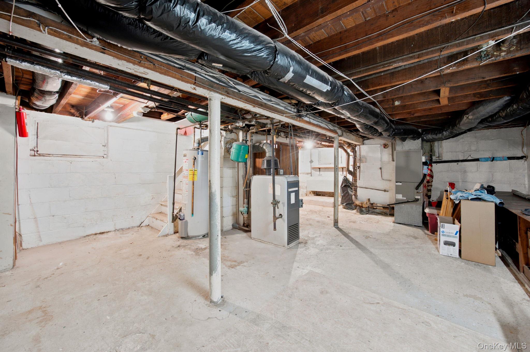27 South Drive Property Photo 14