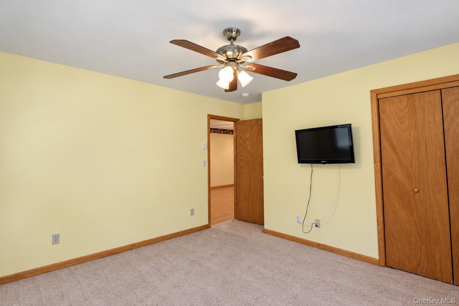 22 Hill View Drive Property Photo 17