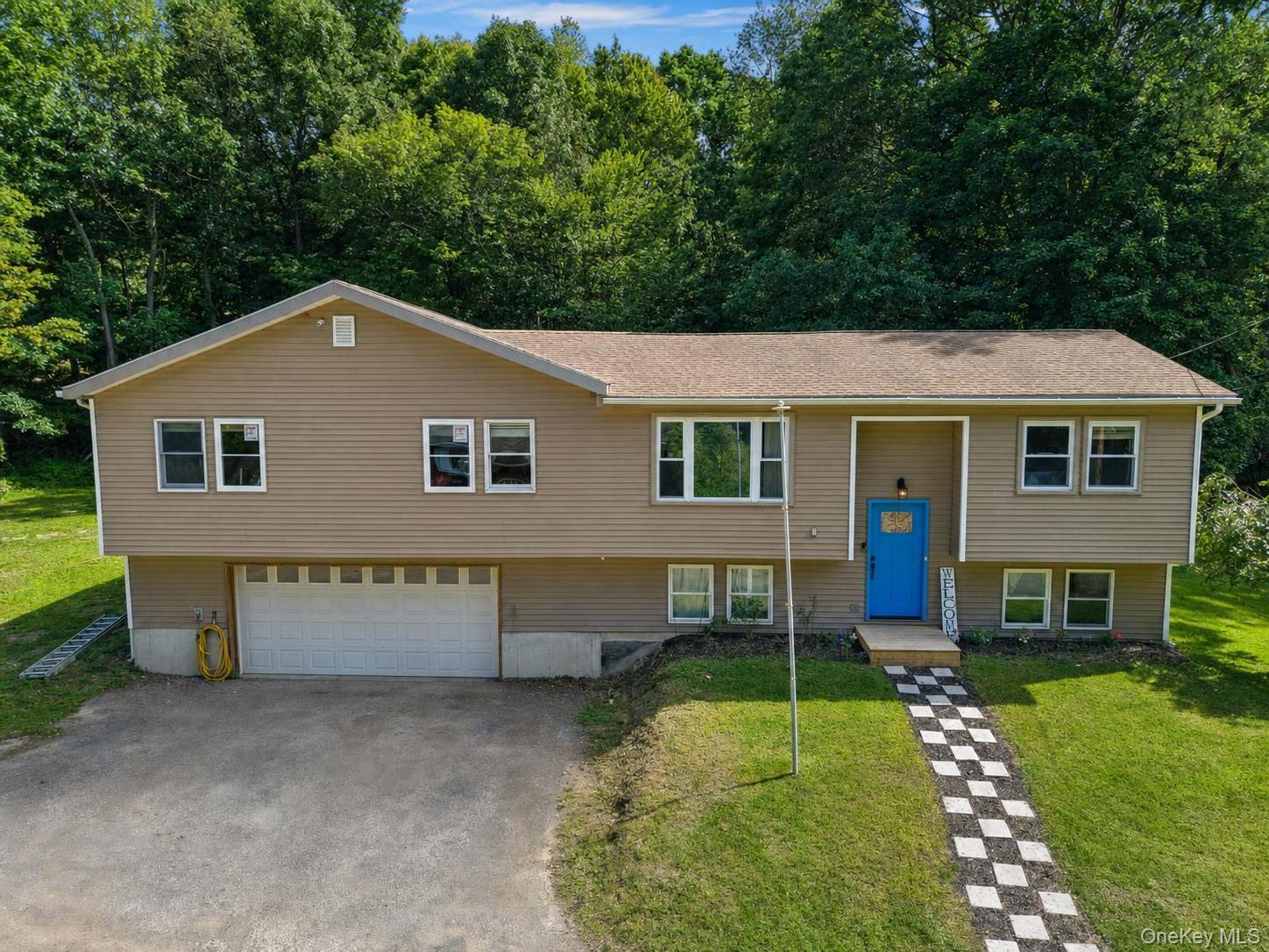 22 Hill View Drive Property Photo 1