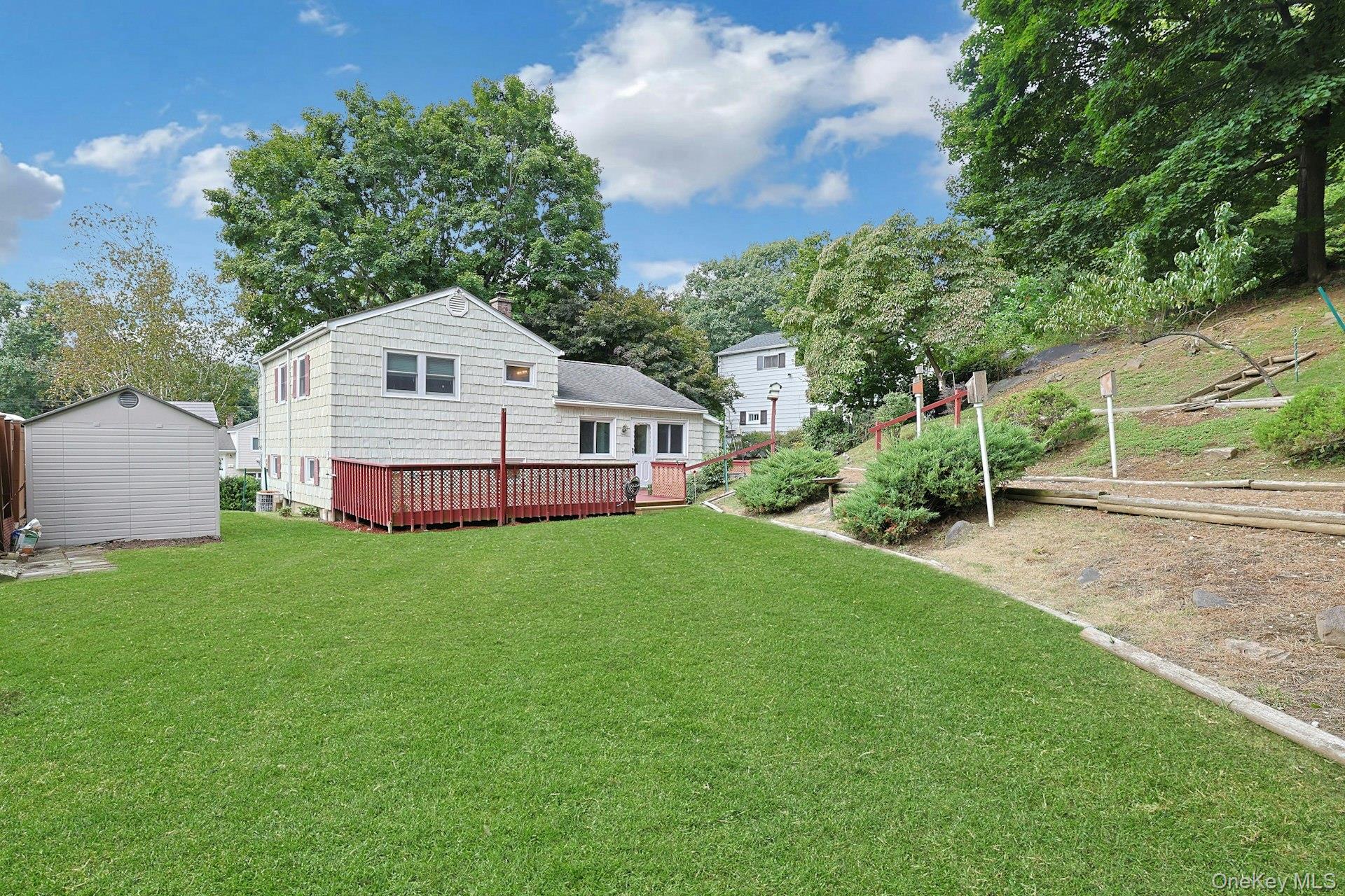 5 Seward Court Property Photo 6