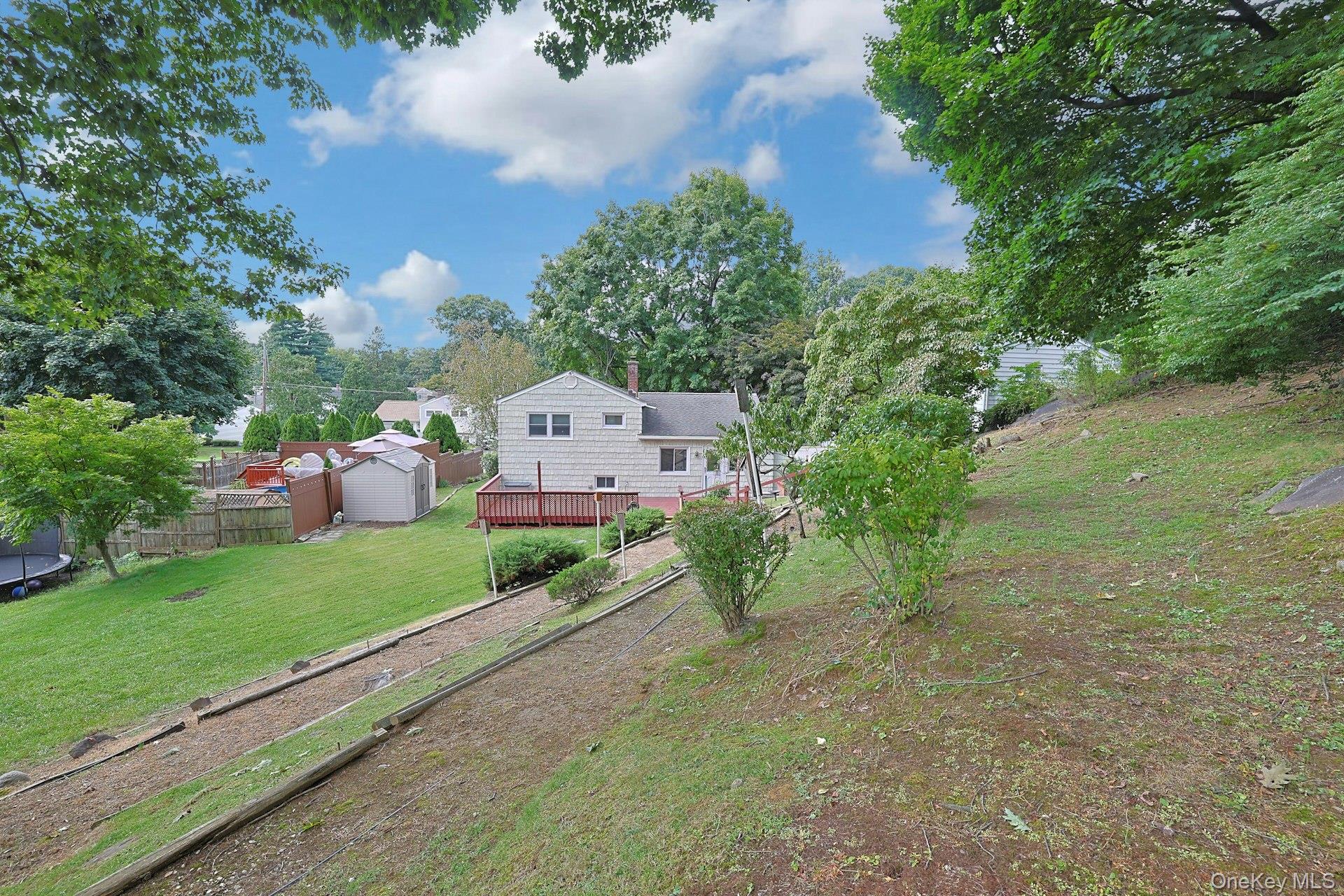 5 Seward Court Property Photo 9
