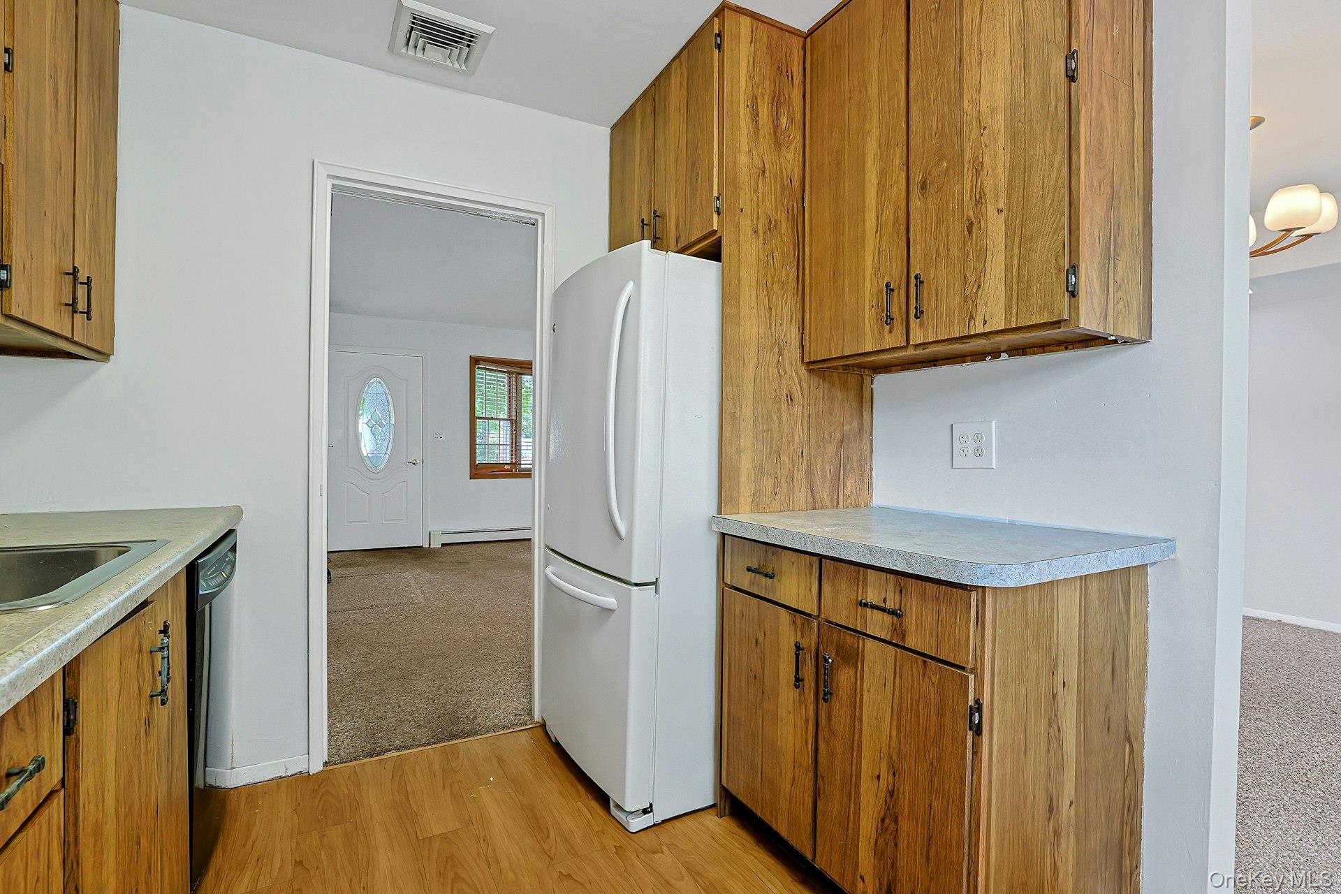 5 Seward Court Property Photo 18