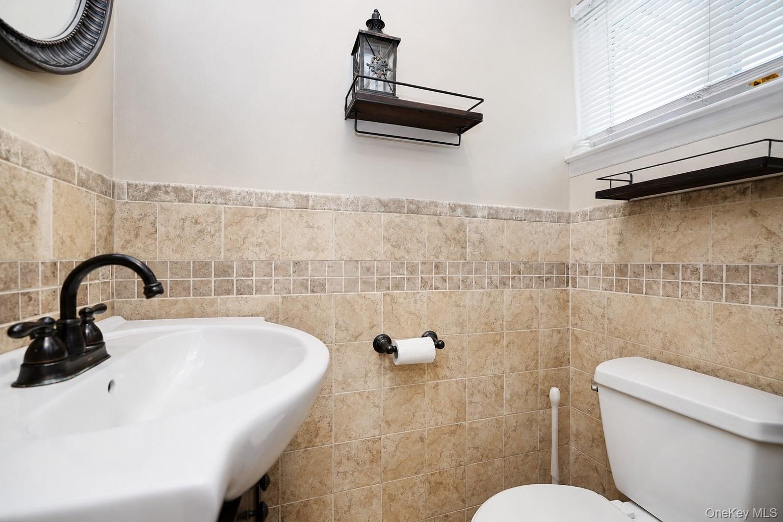 30 Hemlock Court Property Photo 6