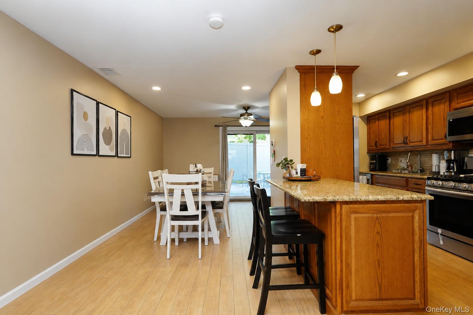 30 Hemlock Court Property Photo 9