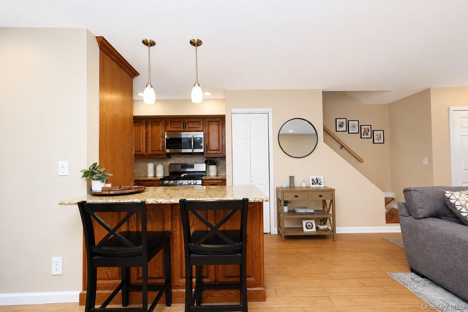 30 Hemlock Court Property Photo 10