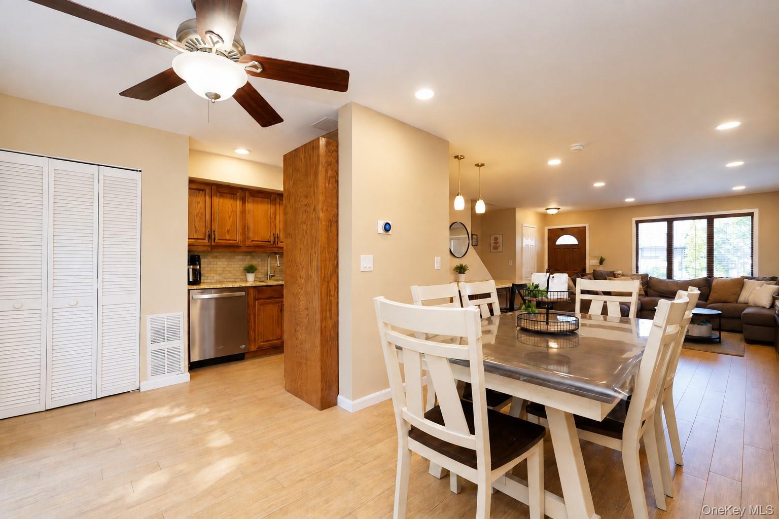 30 Hemlock Court Property Photo 15