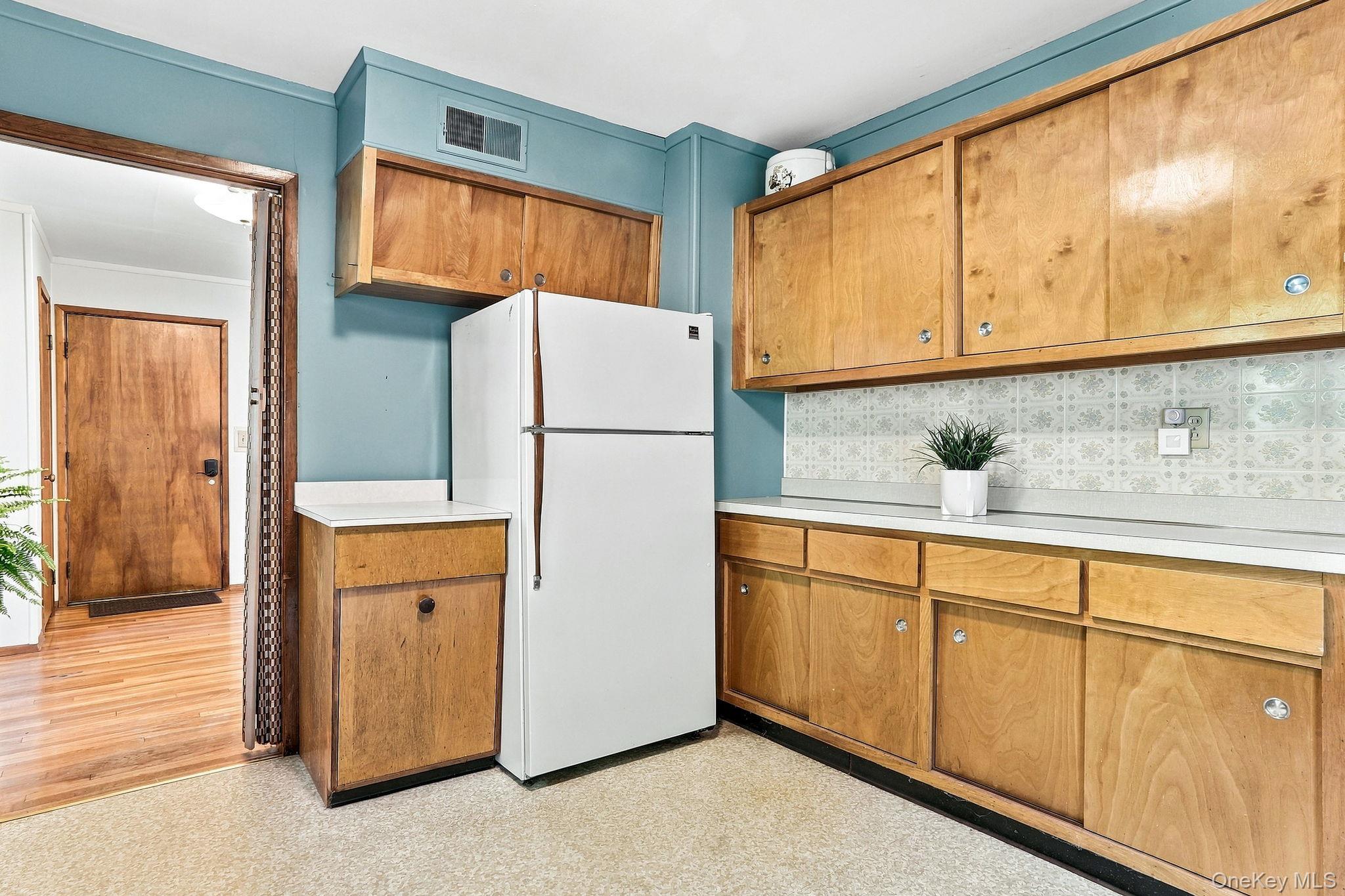 9 Glen Drive Property Photo 6