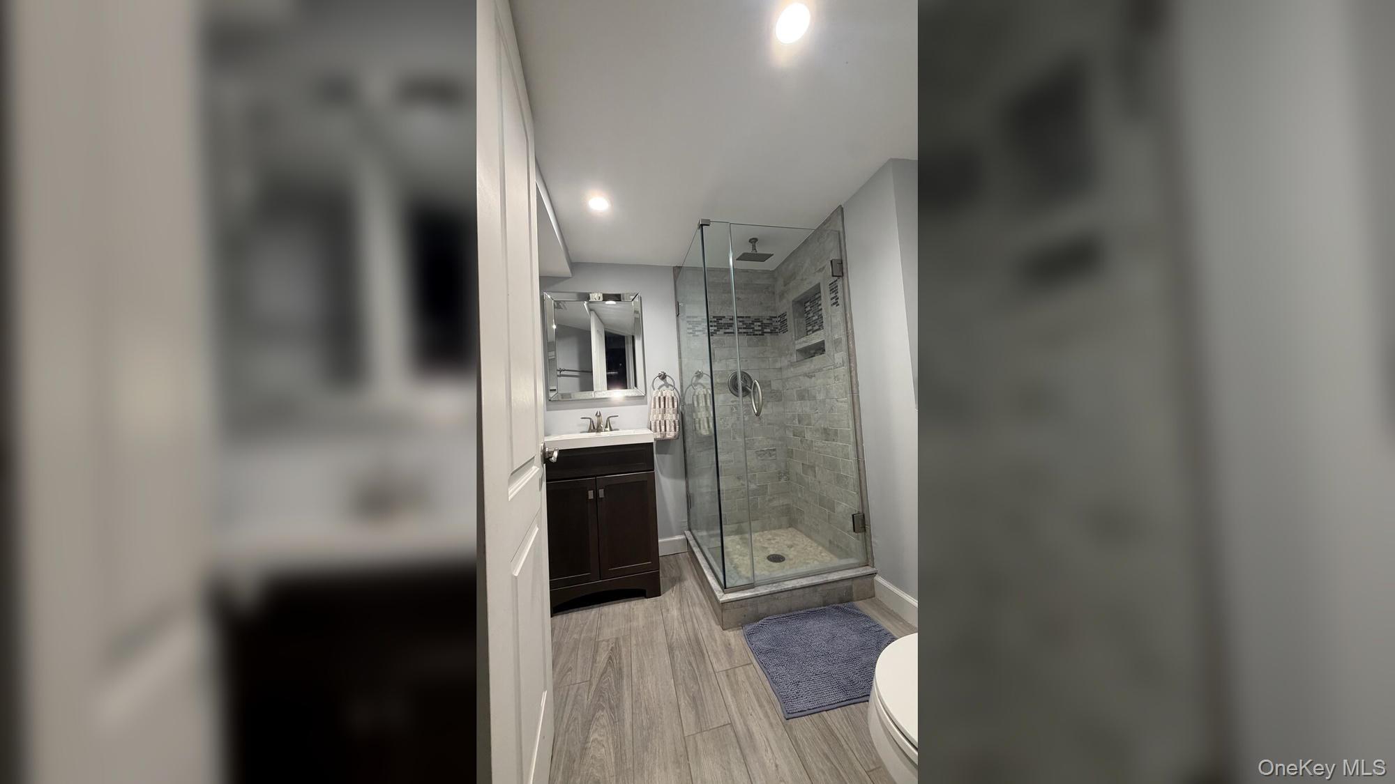 11 Lois Lane Property Photo 11
