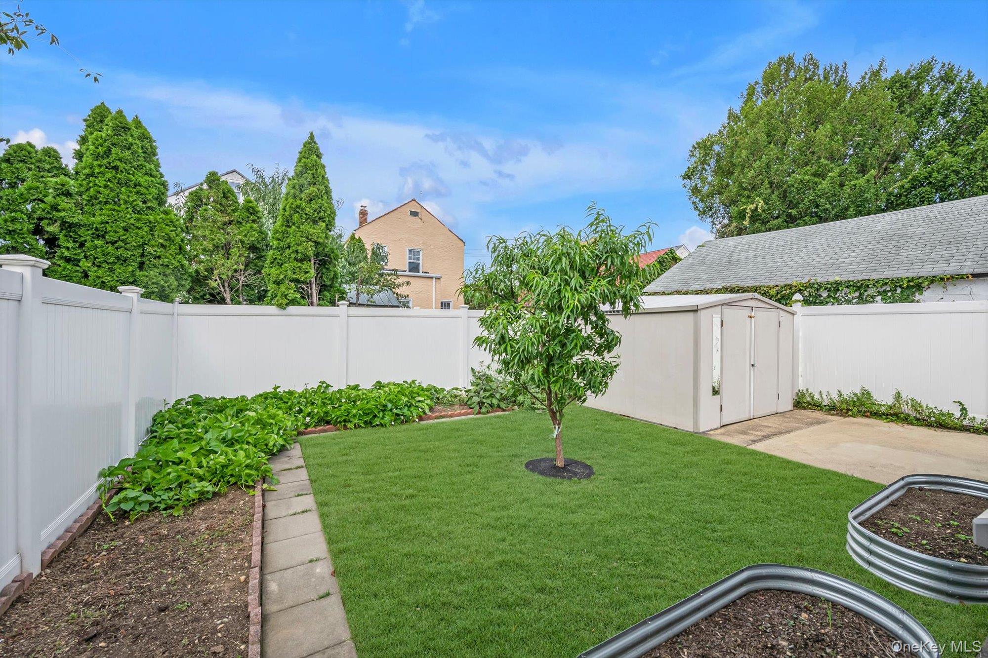 93 1st Street Property Photo 22