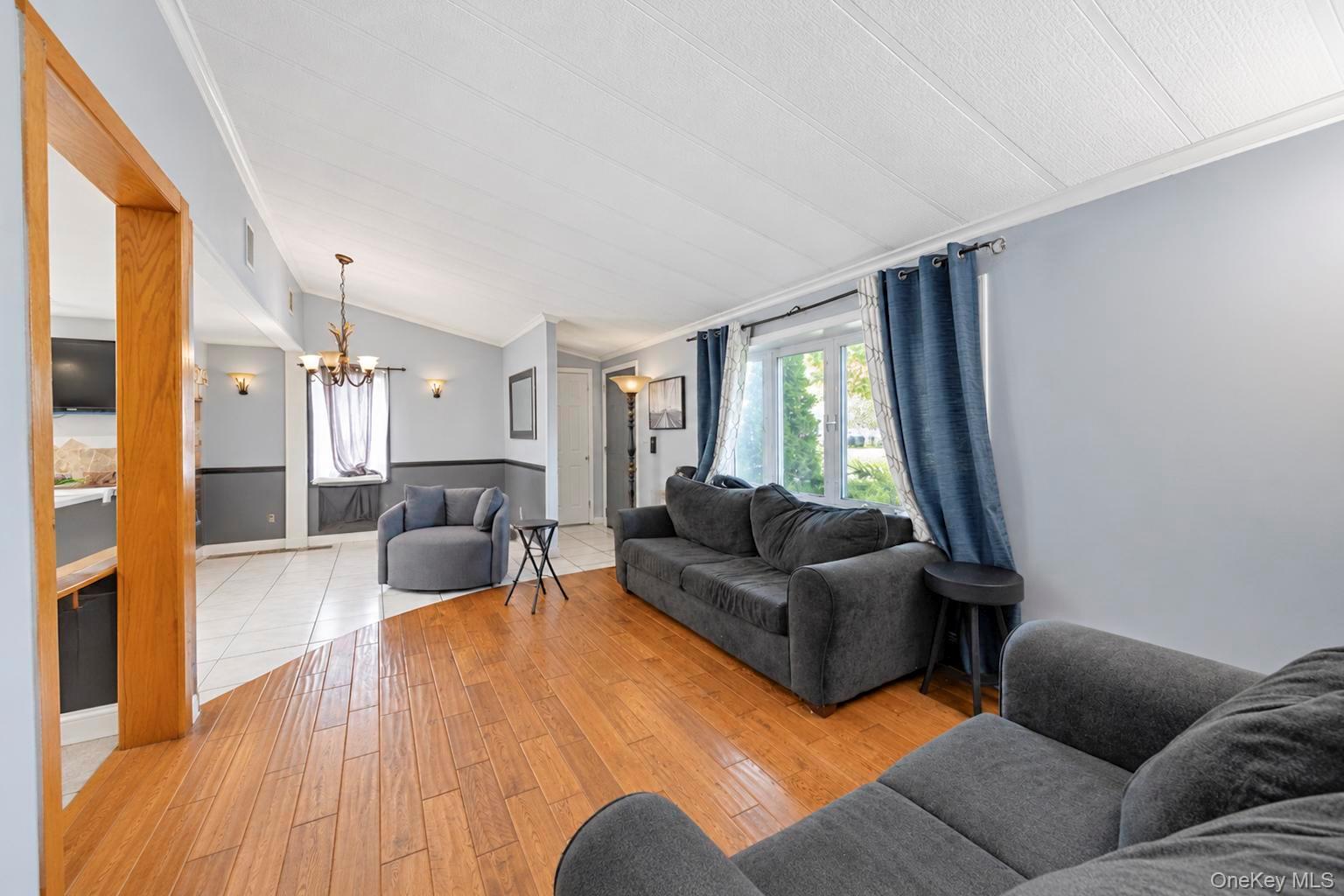346 Jamaica Avenue Property Photo 6