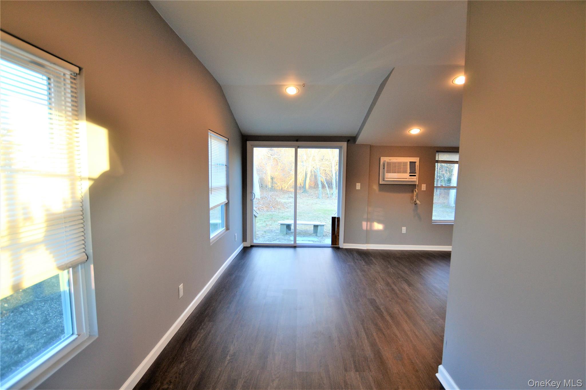 80 Depot #b Property Photo 2