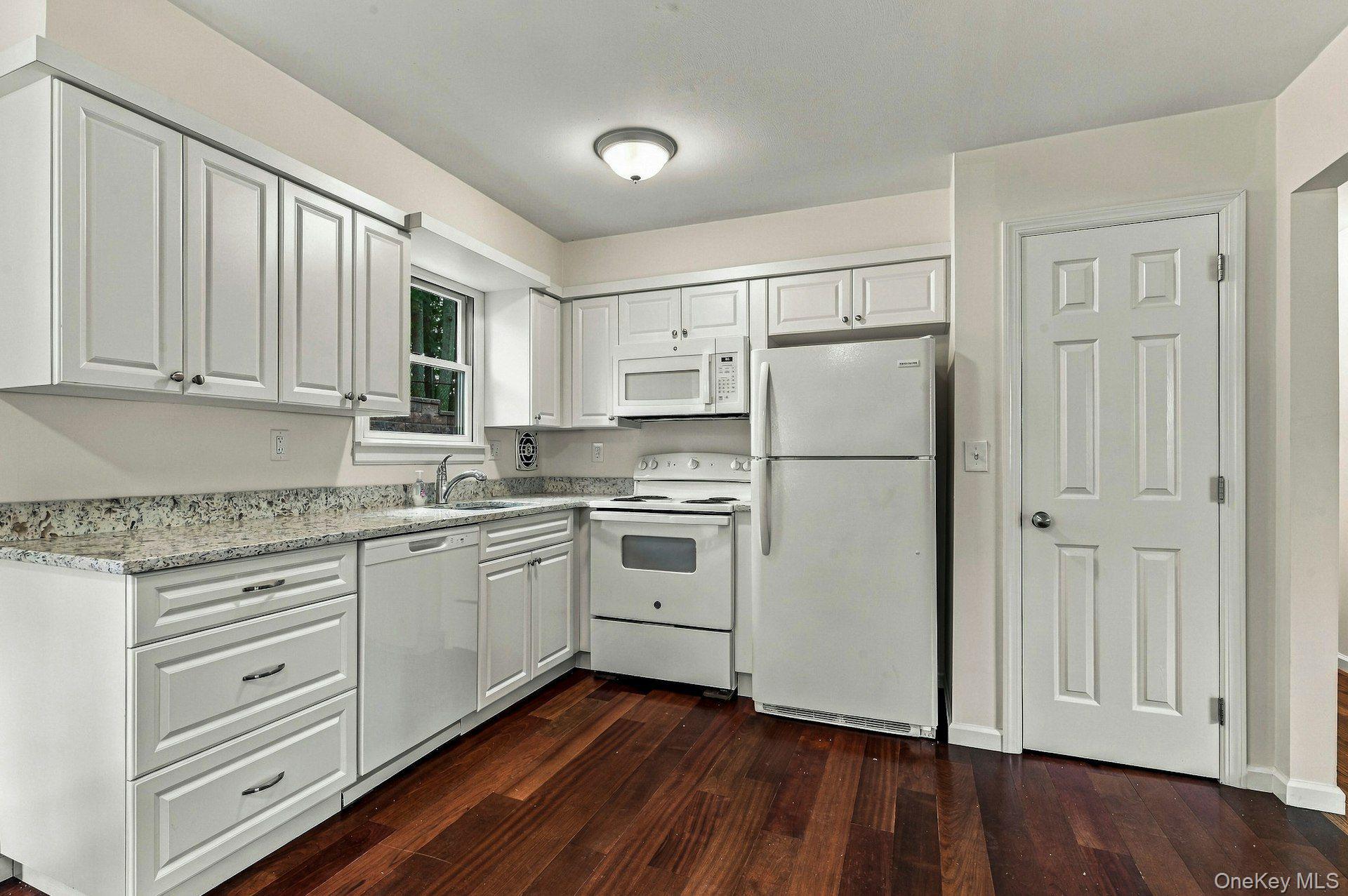 22-24 Conifer Court Property Photo 11